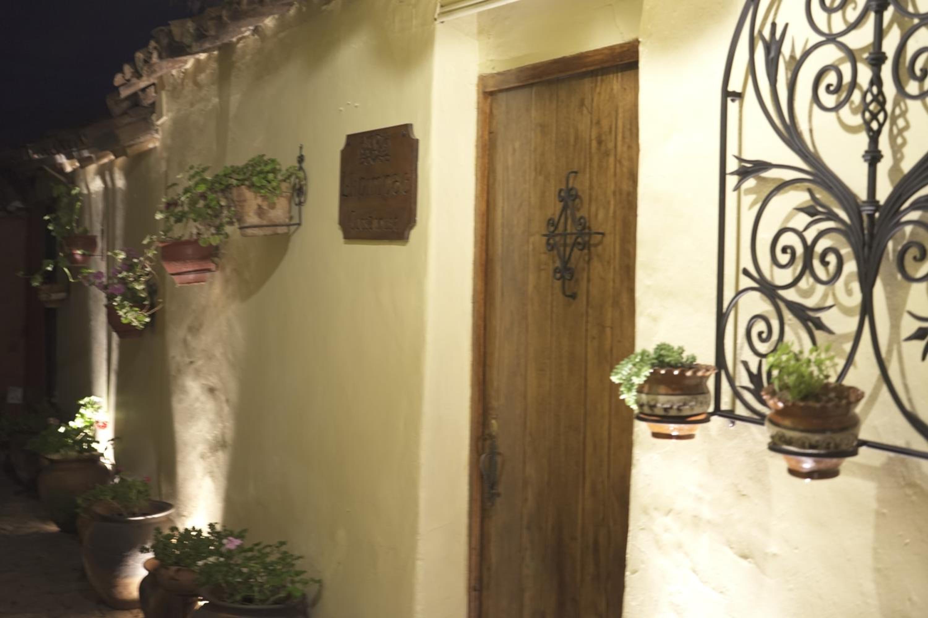 "LLipimpac Guesthouse"