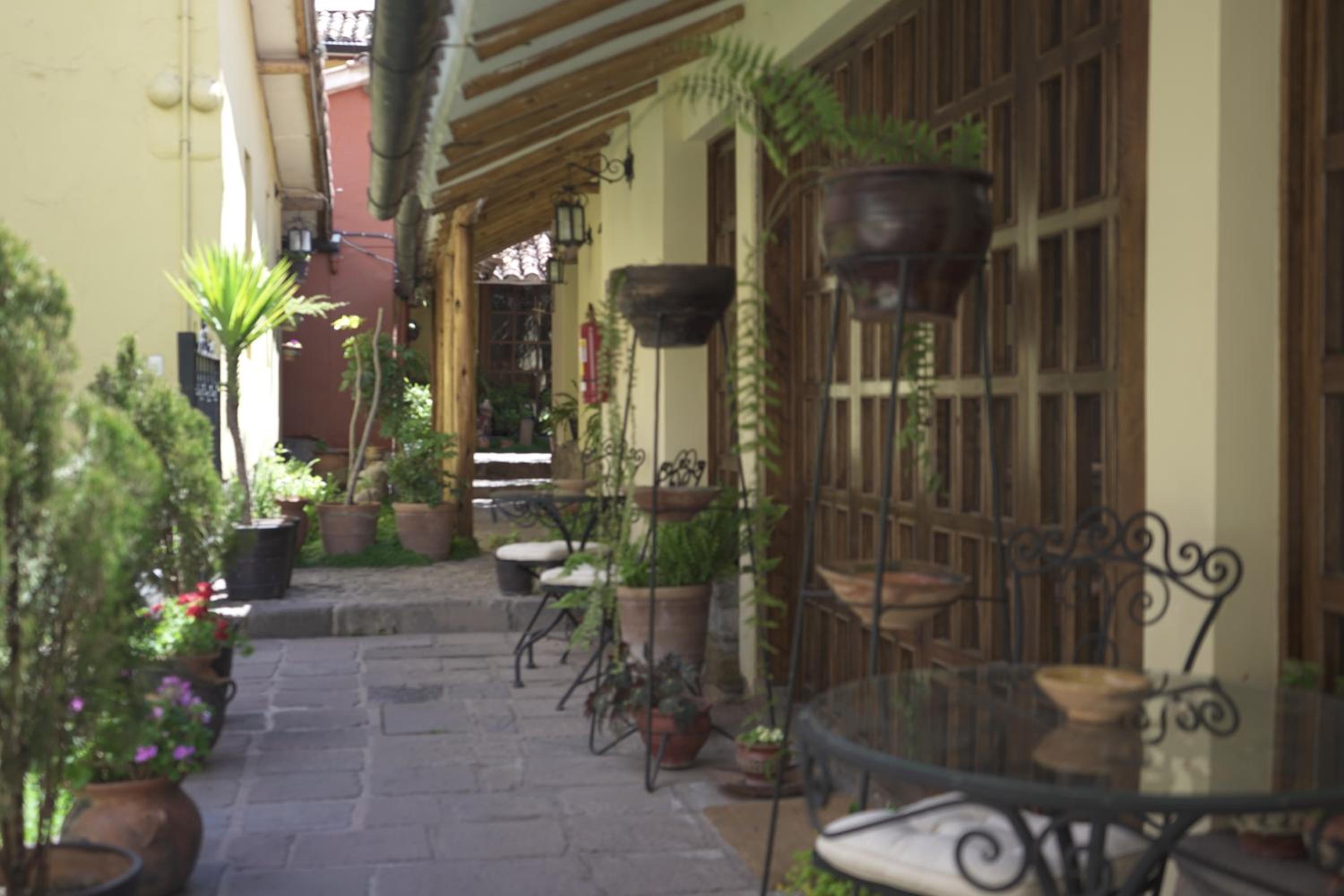 "LLipimpac Guesthouse"