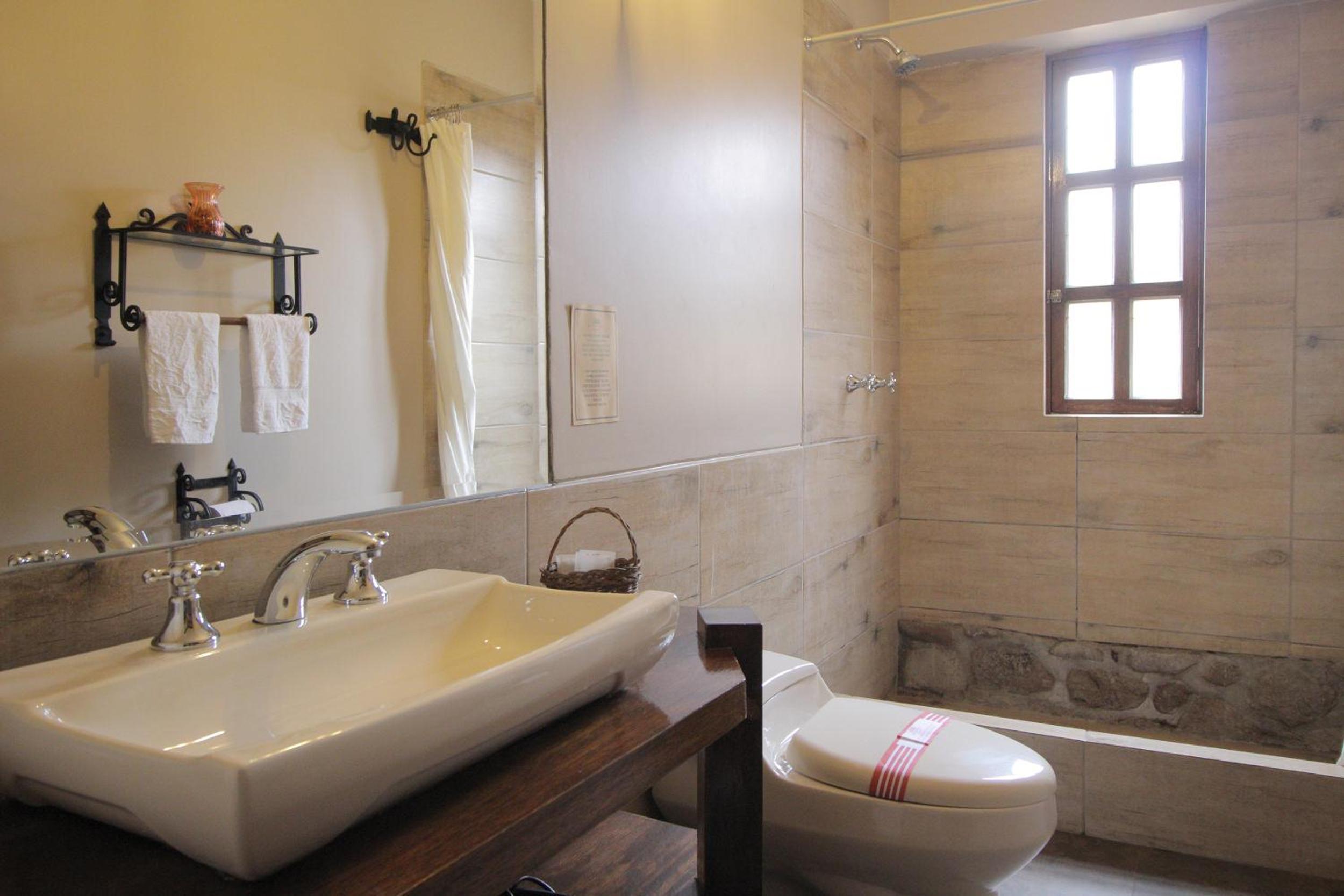 "LLipimpac Guesthouse"