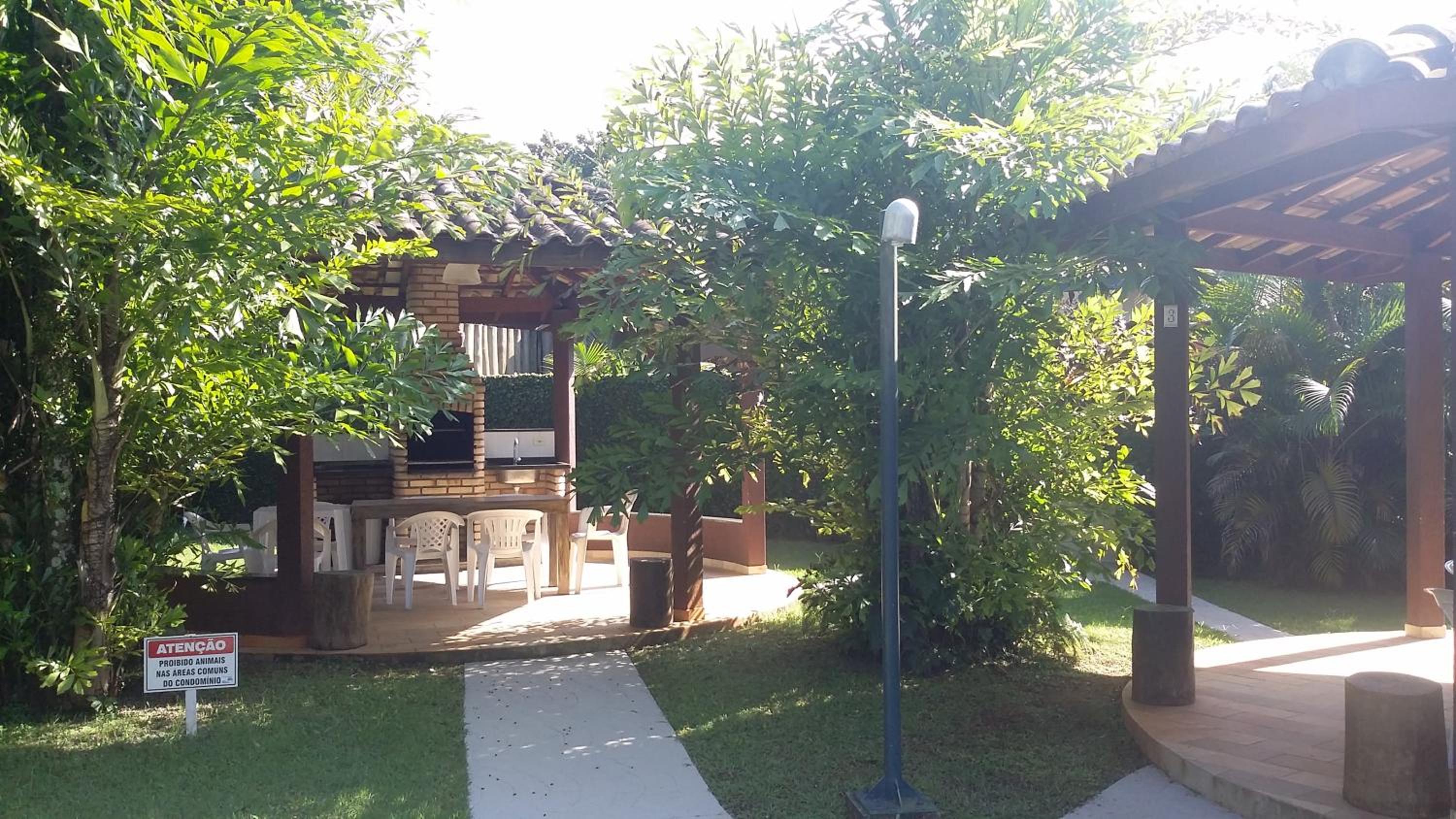 Condominio RESIDENCIAL Via Marina a 80 metros da Praia da Enseada