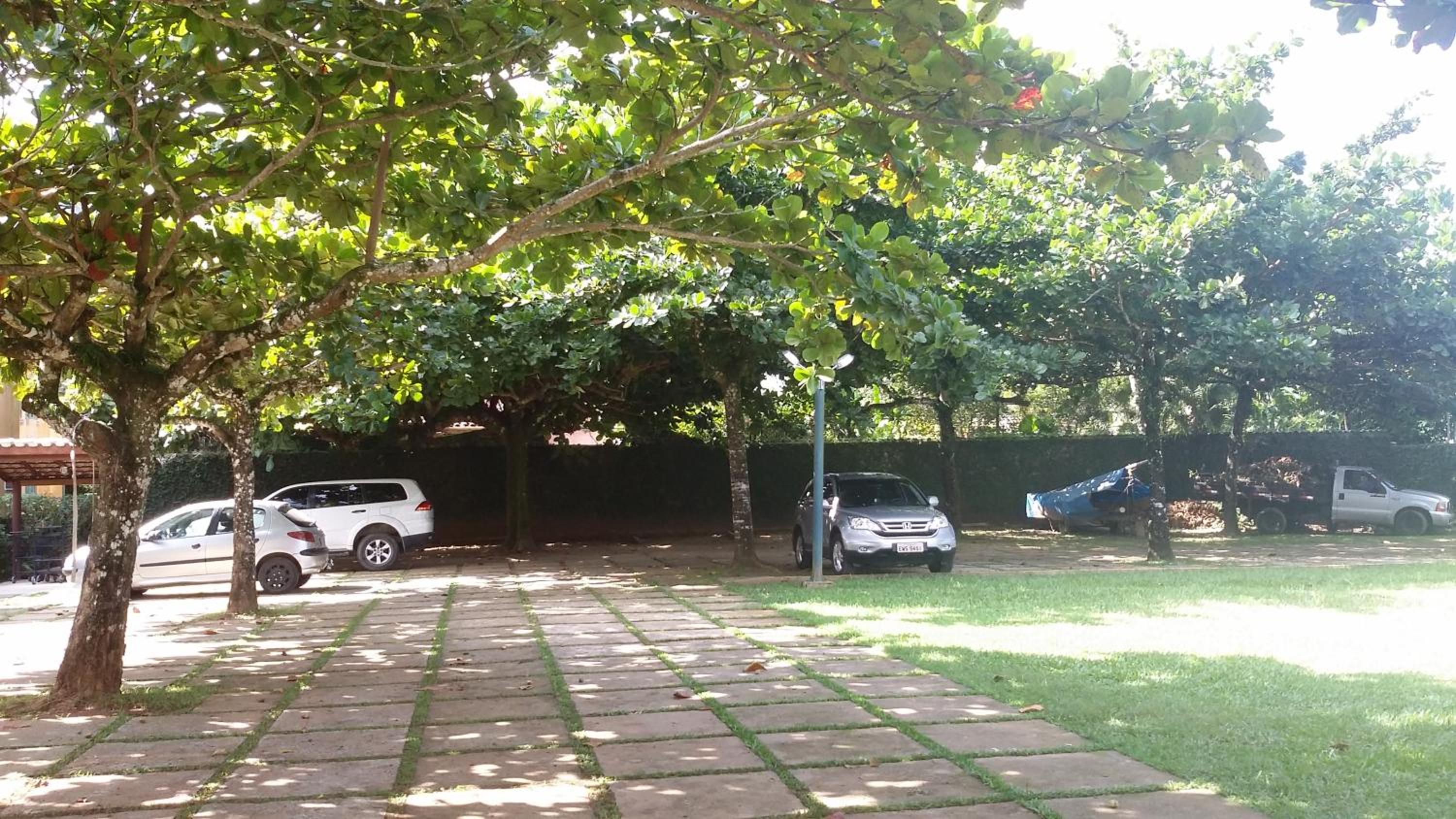 Condominio RESIDENCIAL Via Marina a 80 metros da Praia da Enseada