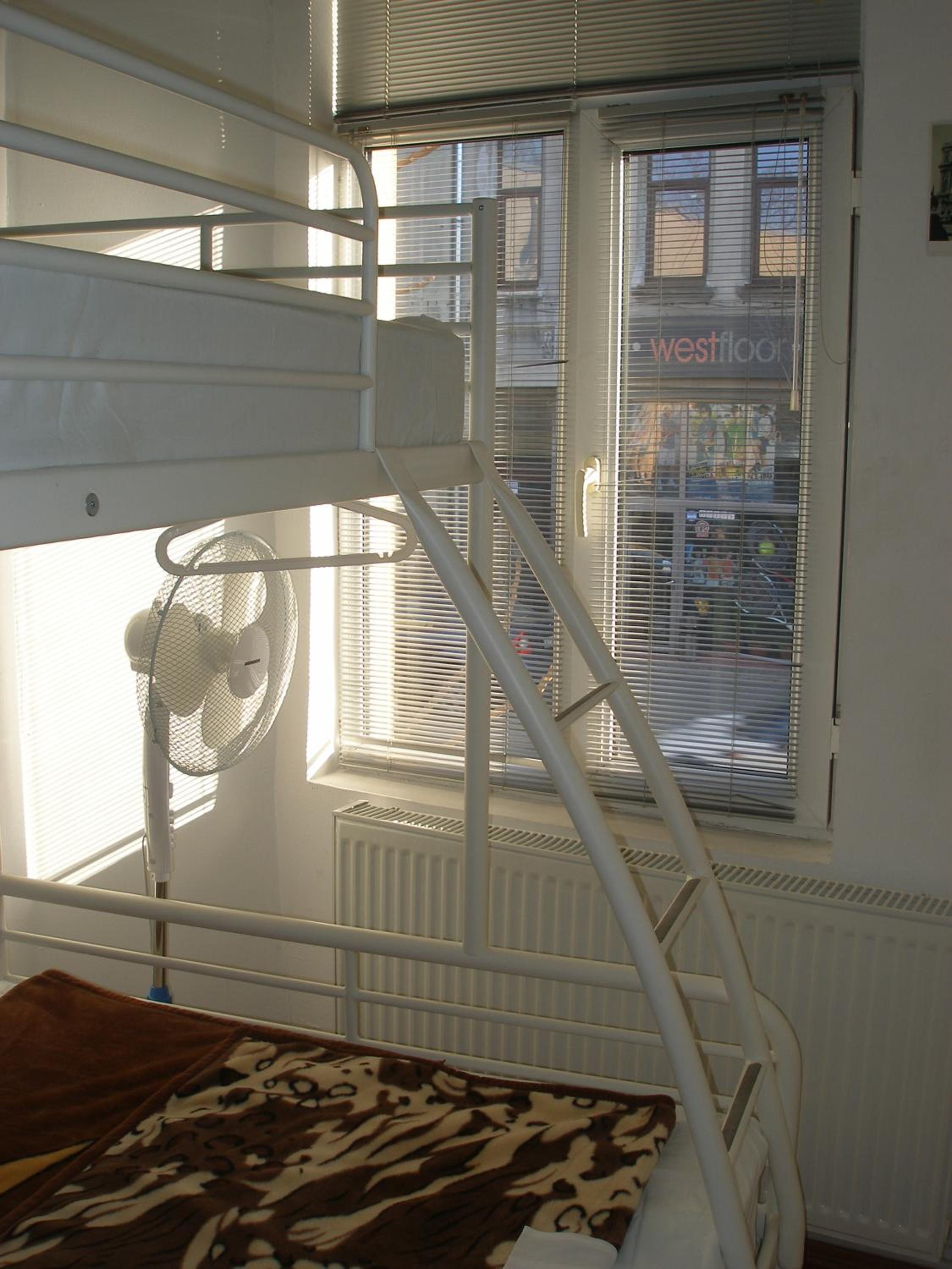 Photo 31