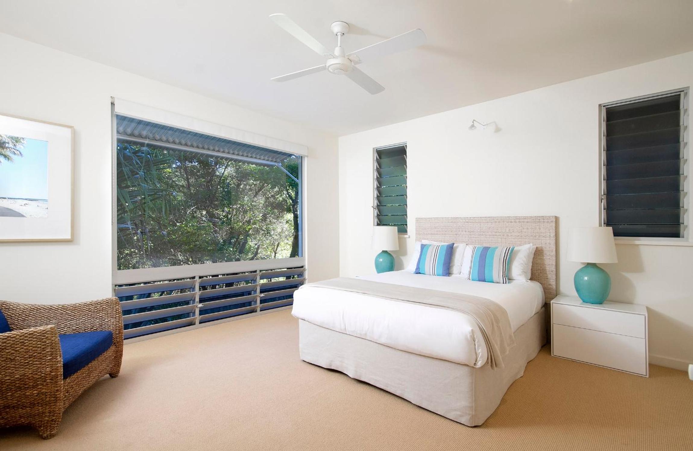 On The Deck at Sunshine Beach