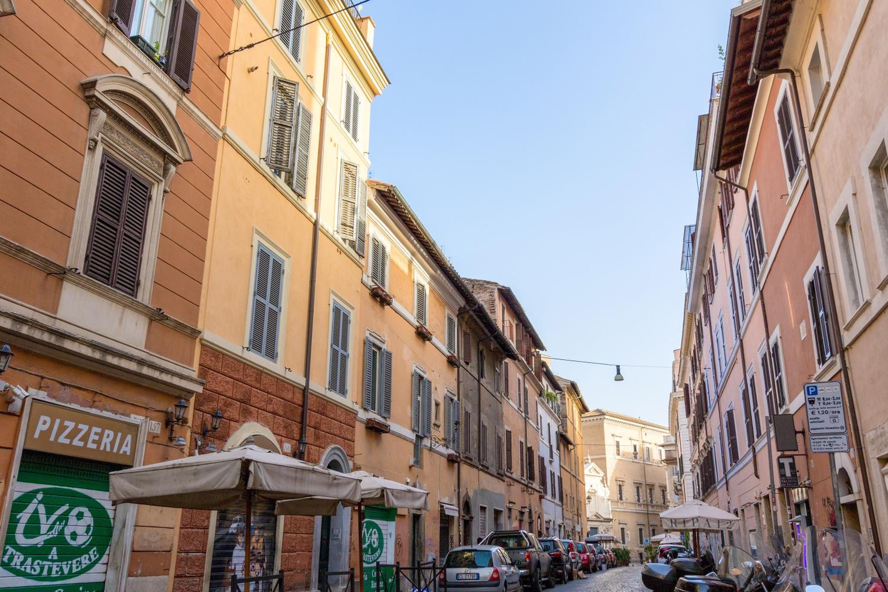 Rome As You Feel - Ripa Apartments in Trastevere
