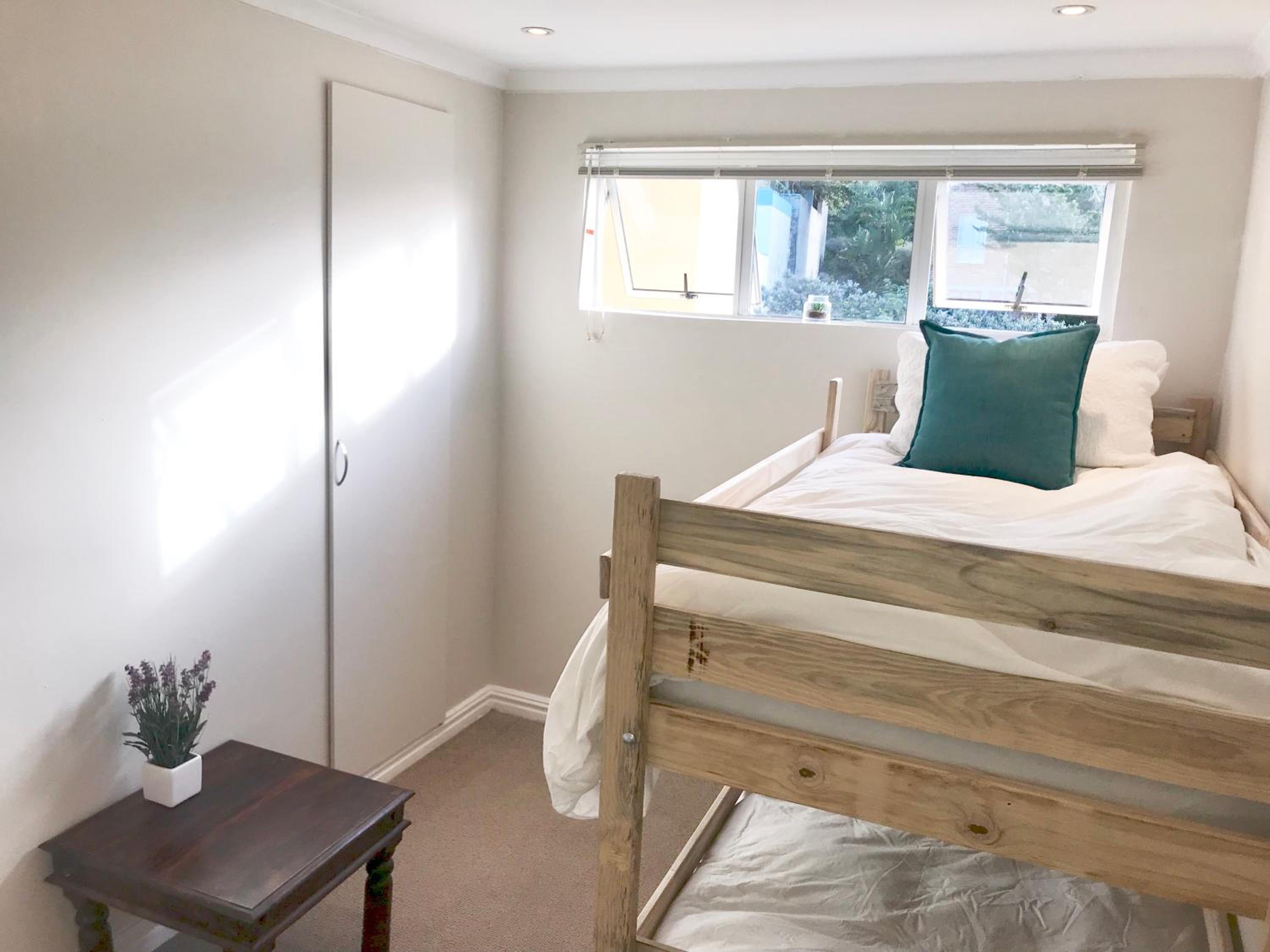 Hout Bay Breeze Guest House