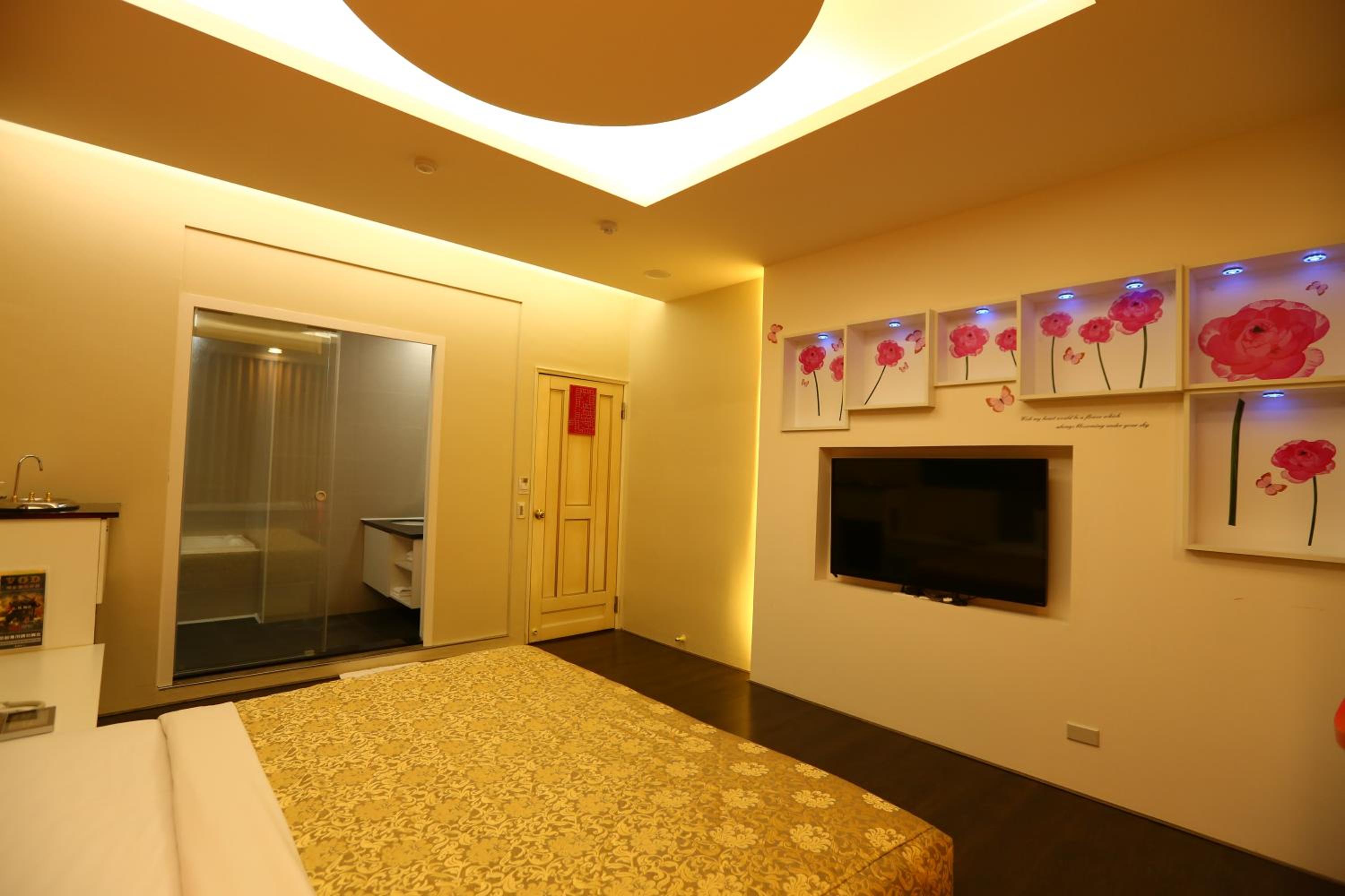 Yuan Chyau Motel