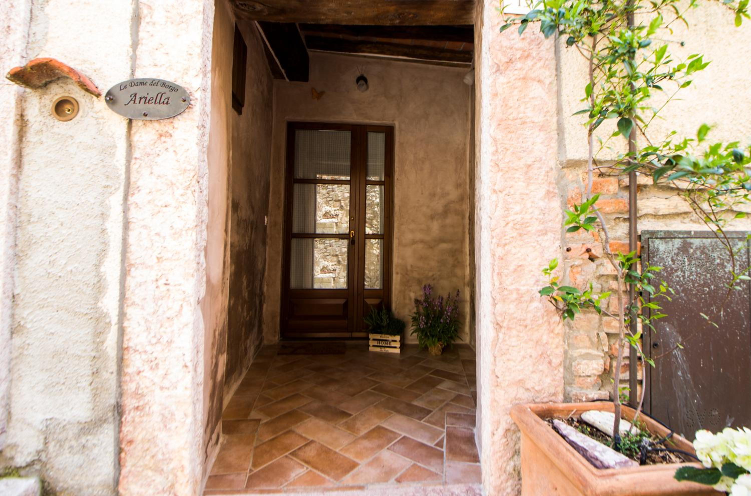 Le Dame del Borgo