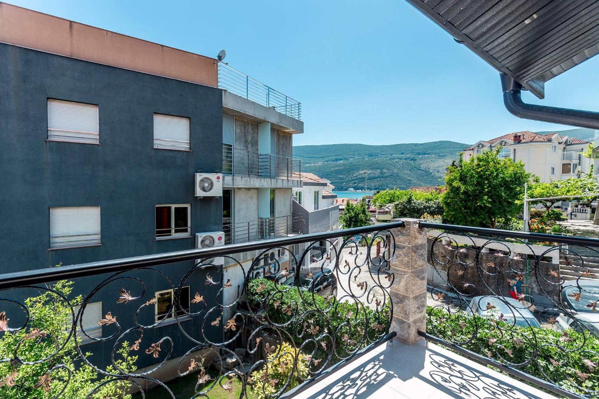 Apartments Belani