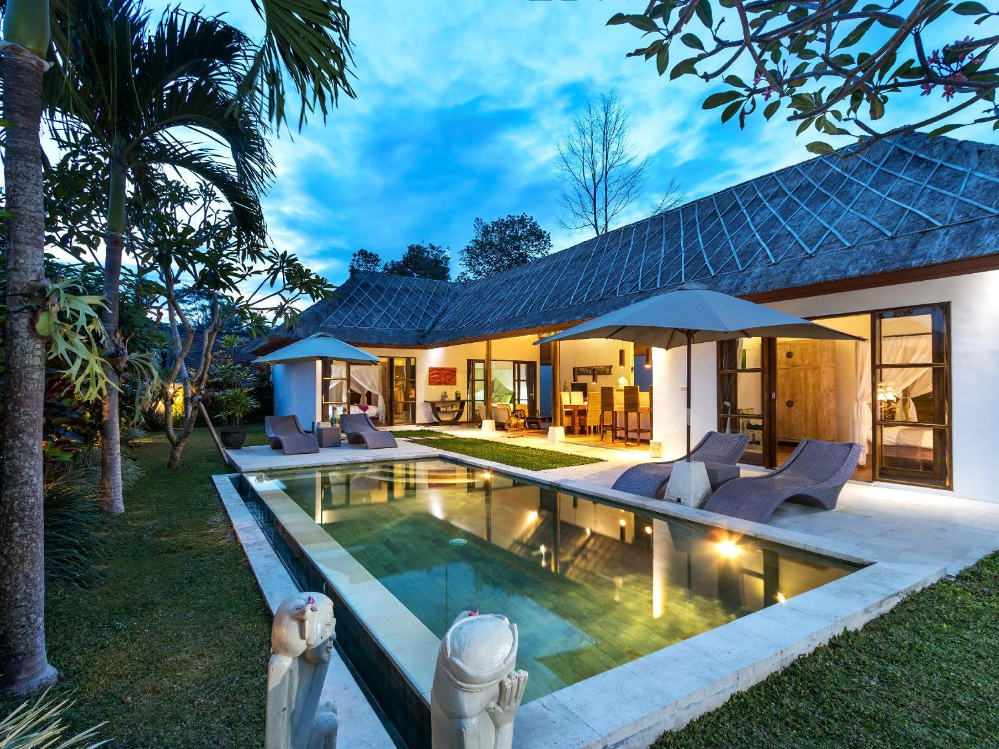 Villa Candi Kecil Tujuh by Villa Finder