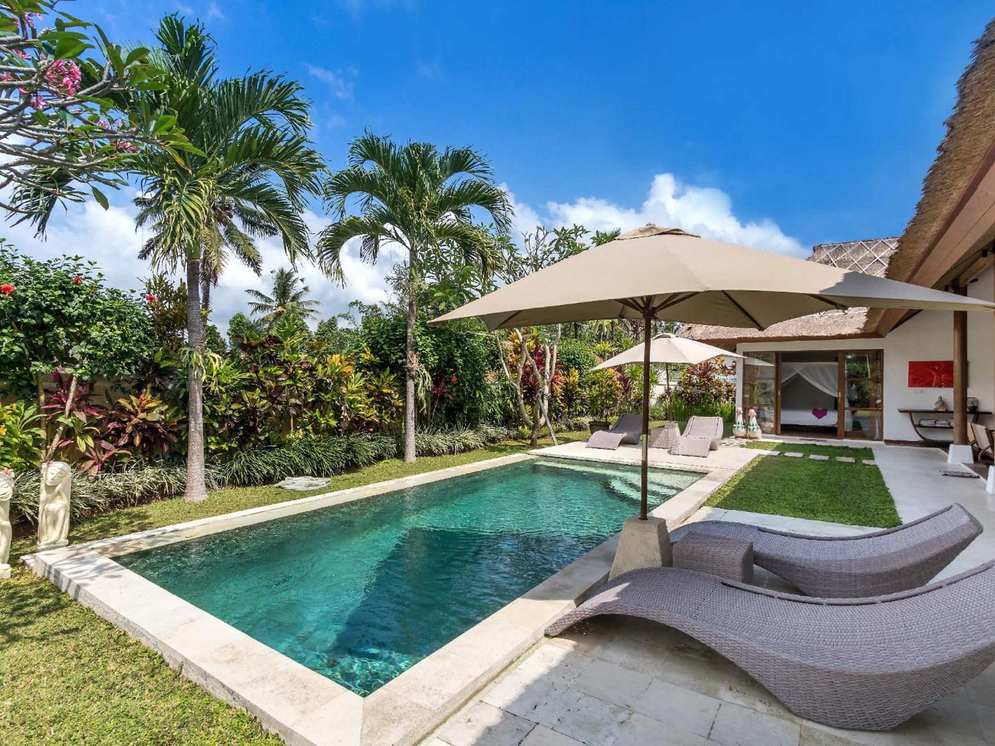 Villa Candi Kecil Tujuh by Villa Finder