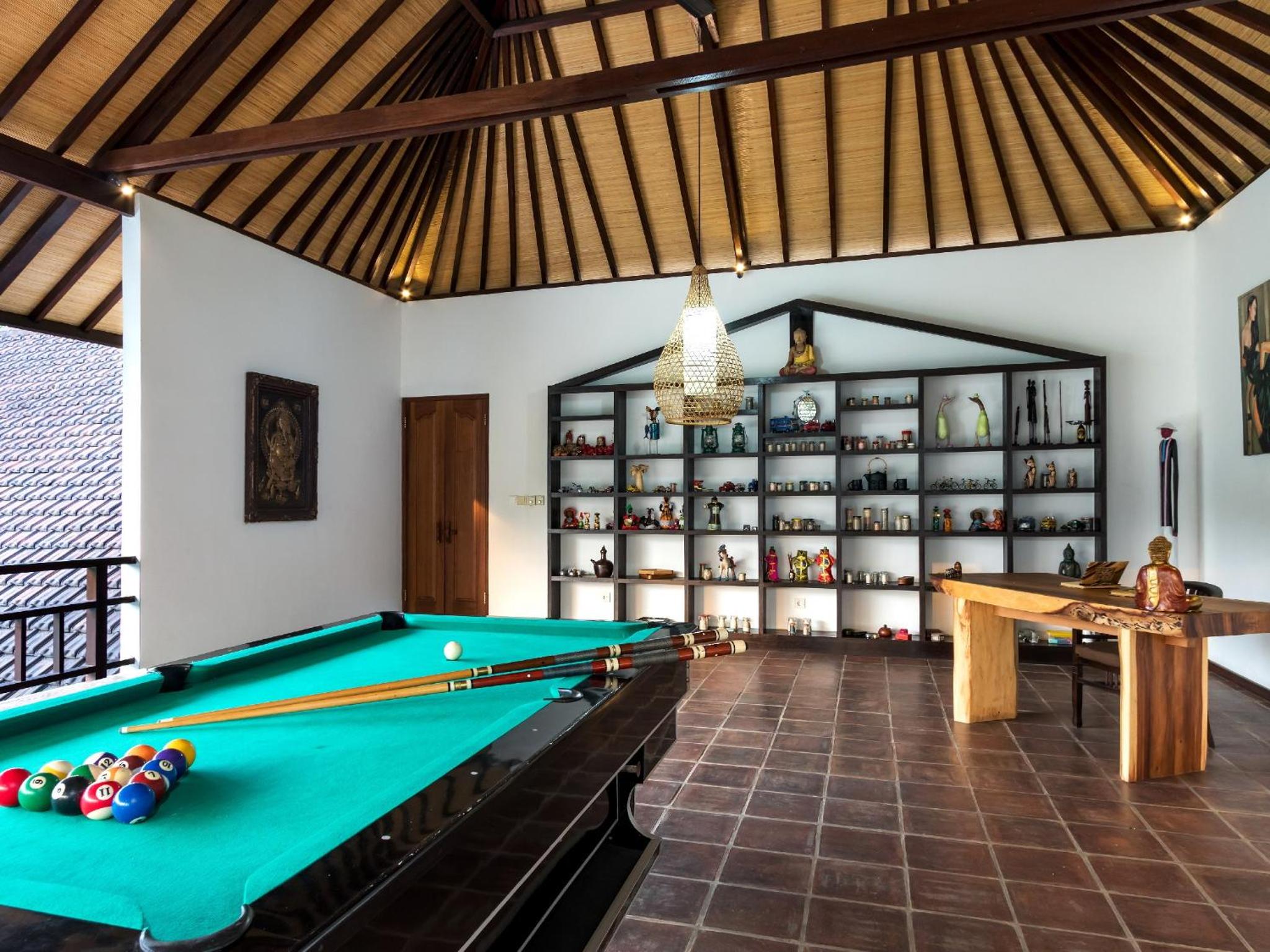 Villa Candi Kecil Tujuh by Villa Finder