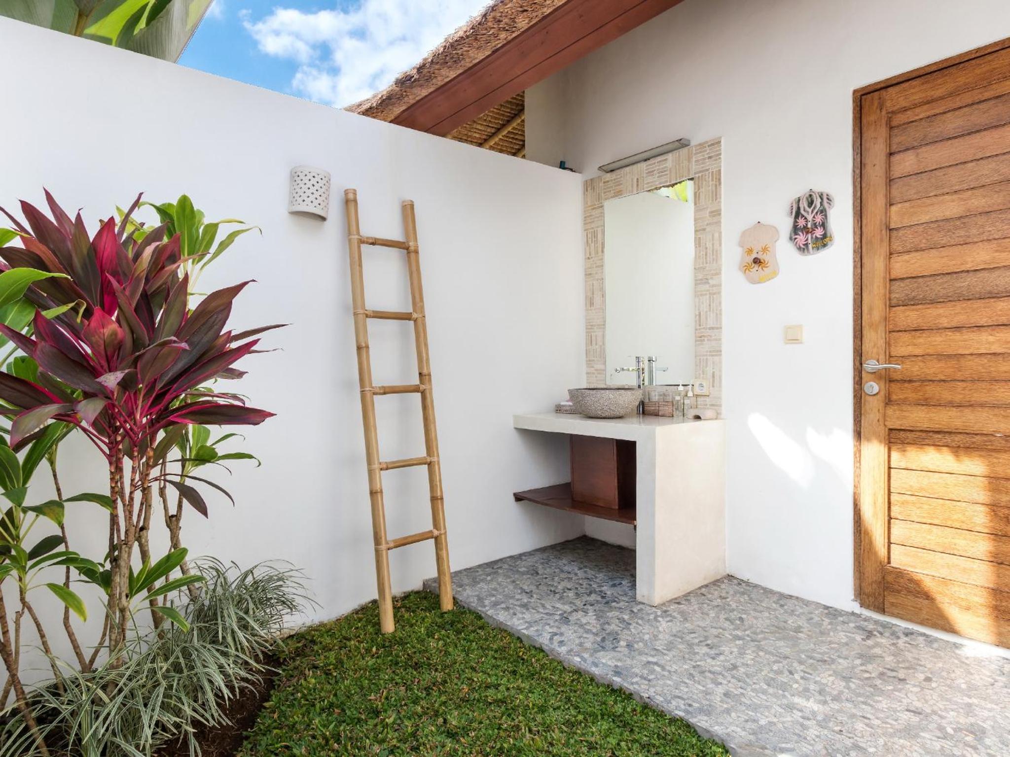 Villa Candi Kecil Tujuh by Villa Finder
