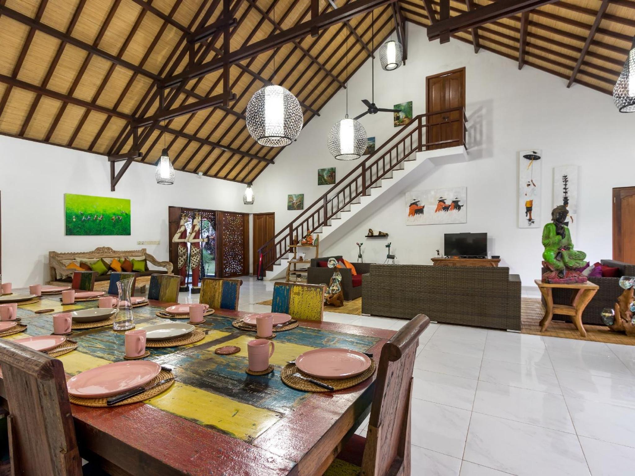 Villa Candi Kecil Tujuh by Villa Finder
