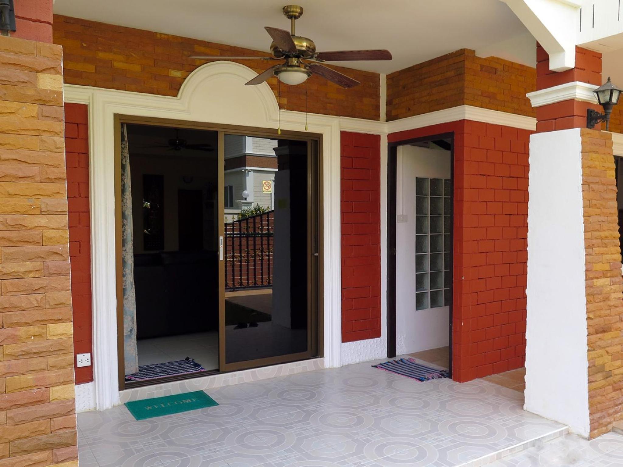 GARDEN VILLA - PATTAYA HOLIDAY HOUSE WALKING STREET 4 bedrooms