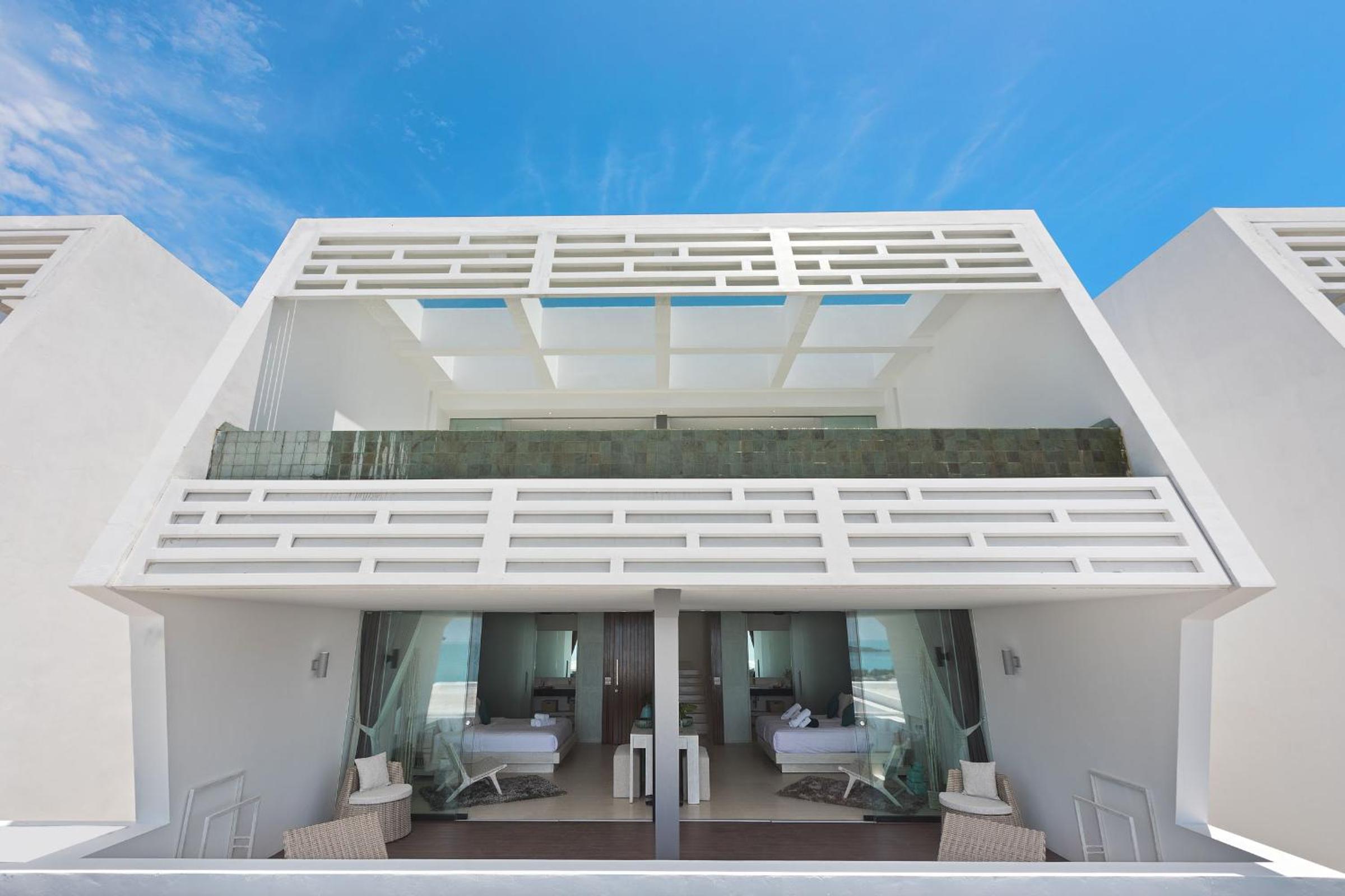Villa Atlantis 6 - Deluxe 2BDR, Sea View, Private Pool