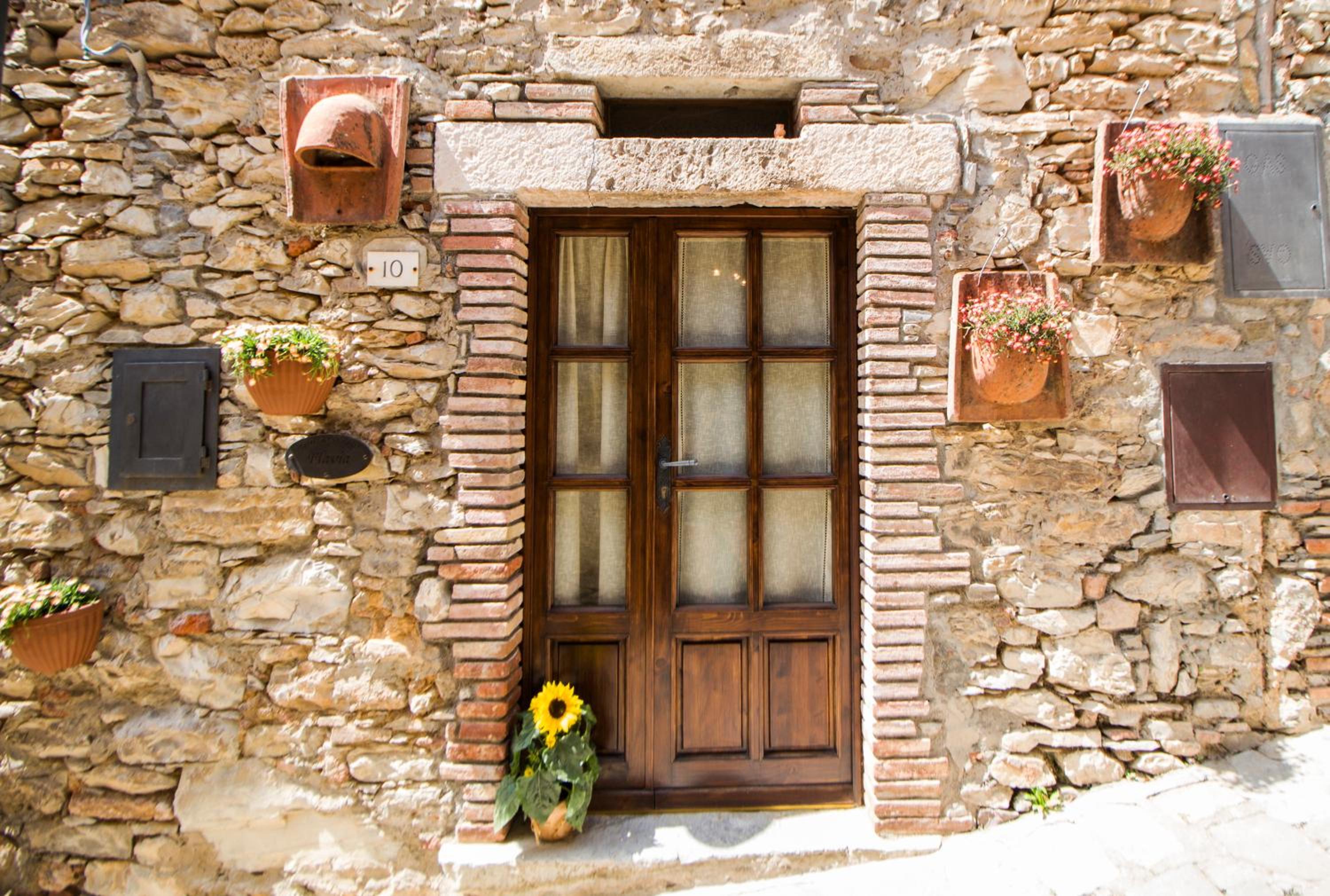 Le Dame del Borgo