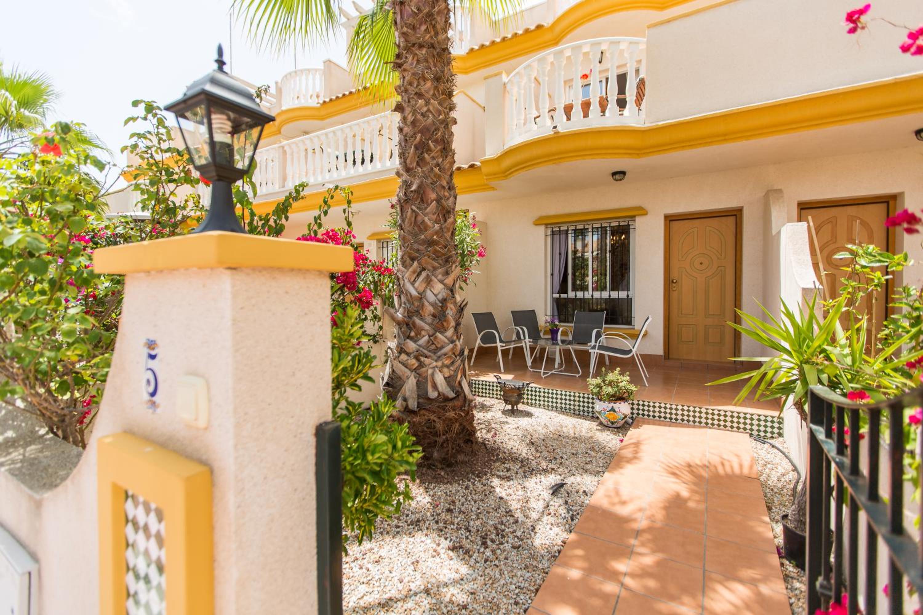 Villa Cabo Roig Coco-Mat view 3