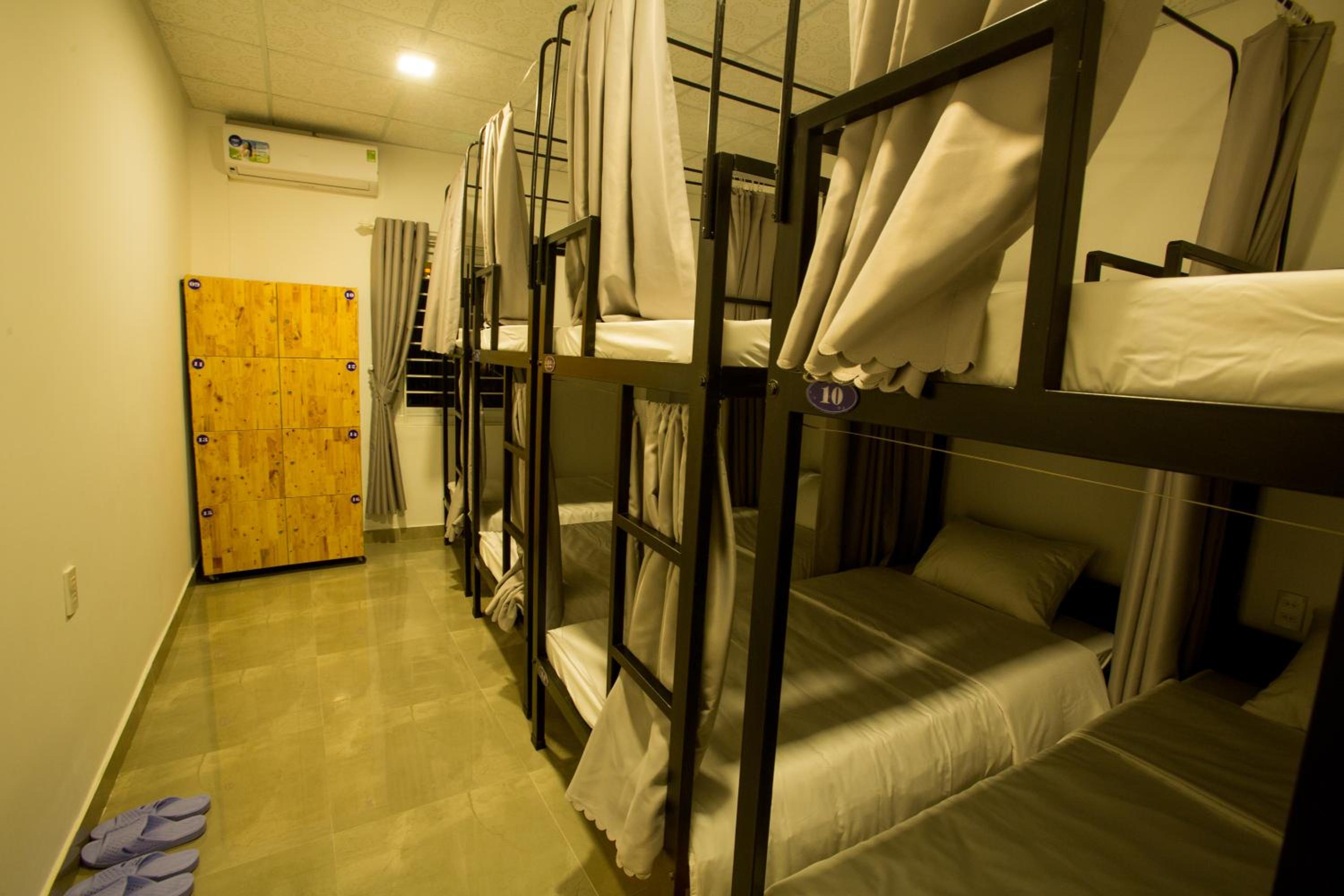 Shark Homestay