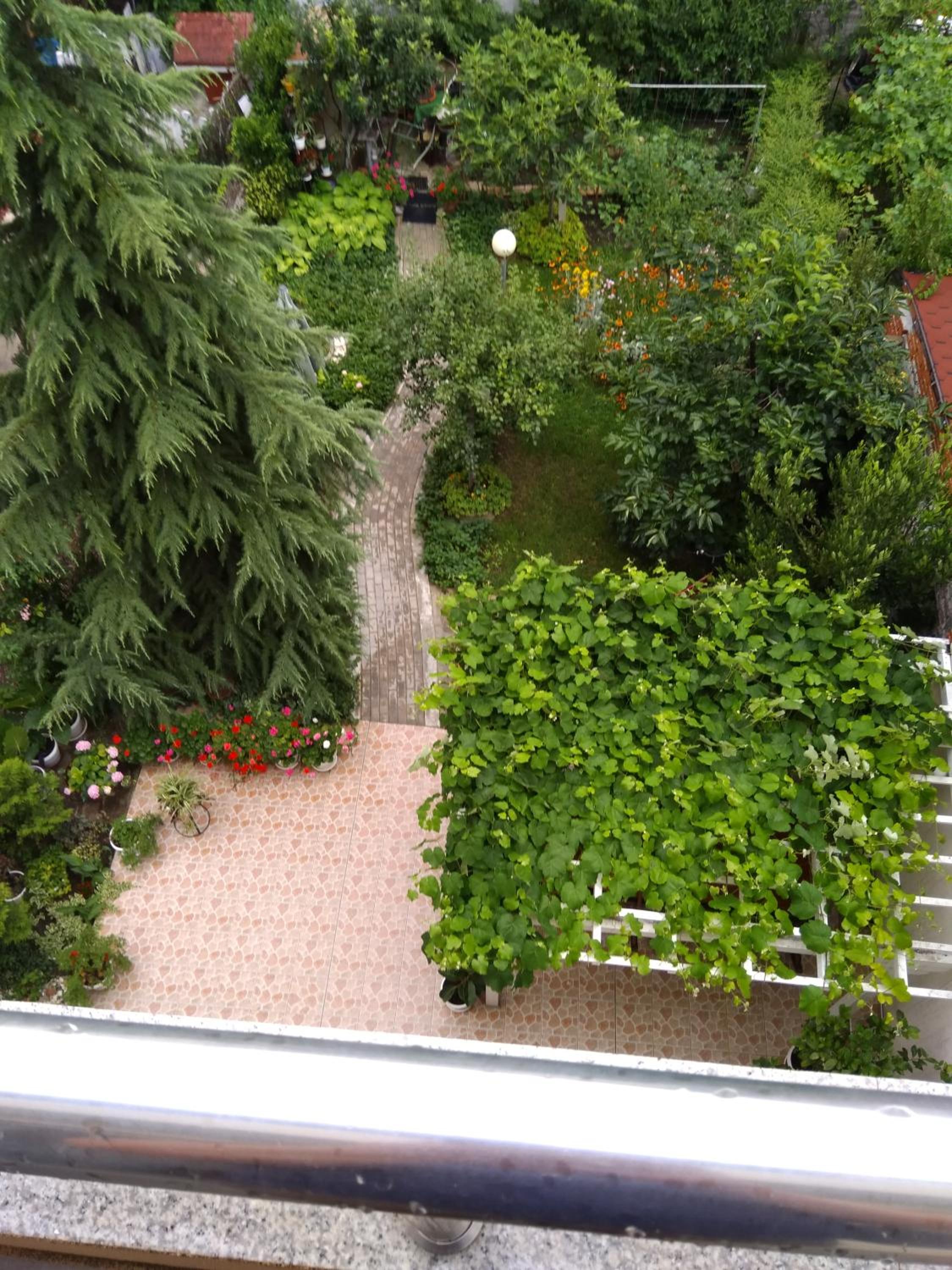 Veda Guest House