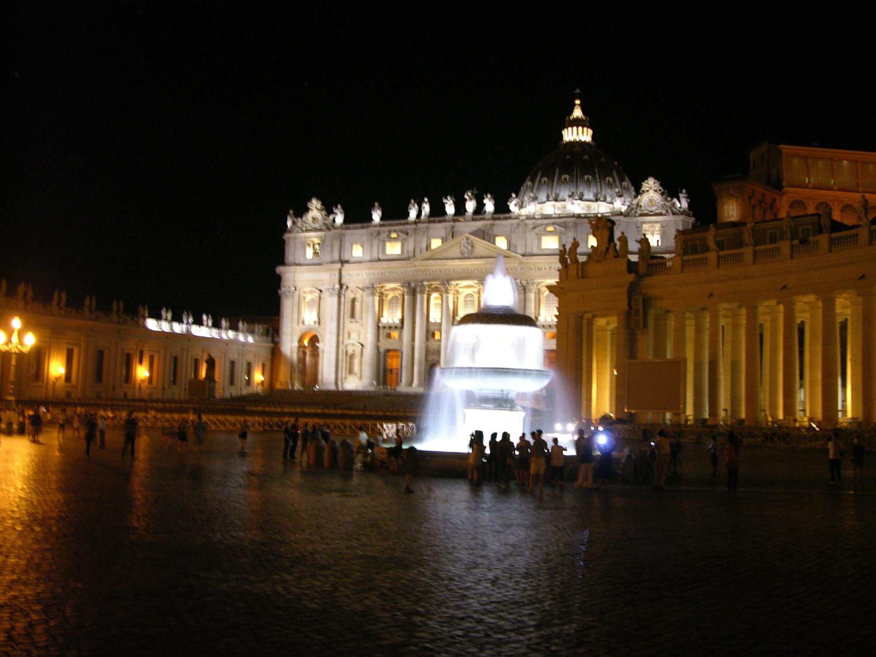 Lilli Vatican White Domus