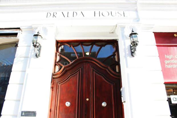 High Wycombe Lodge Dralda House view 3