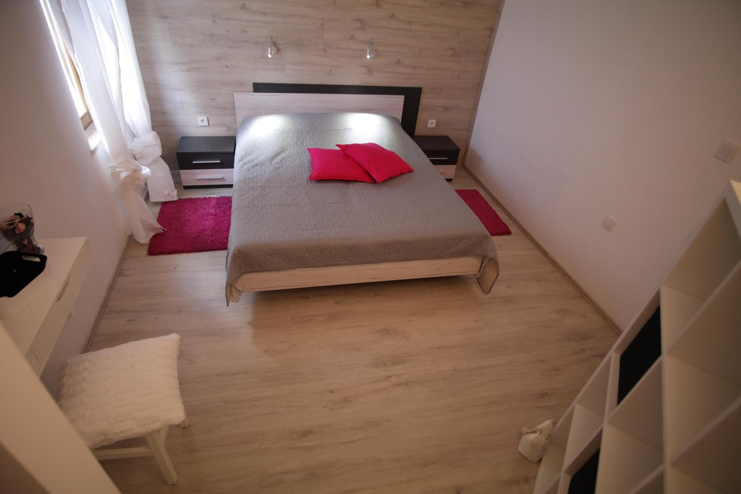 Apartments Hedona
