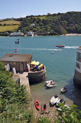 Shipwrights Cottage view 2
