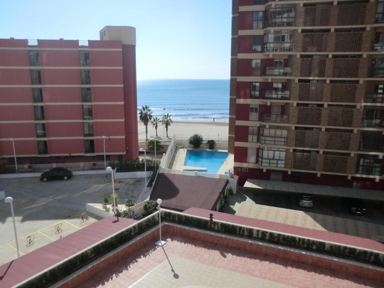 Edificio Playa De Oro view 2