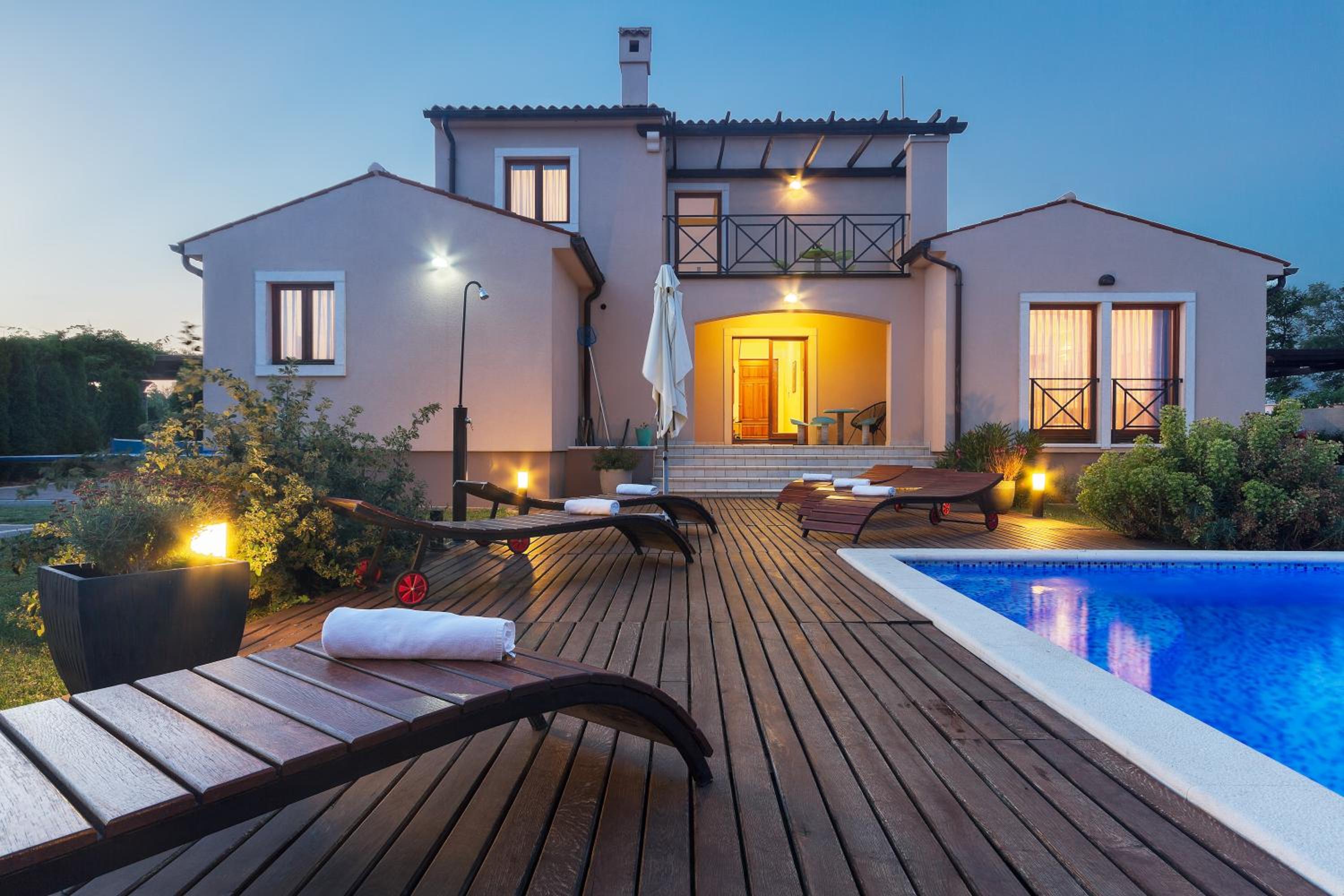 Villa NaNa - modern Villa with a pool surrounded by nature, Istria-Pula view 2