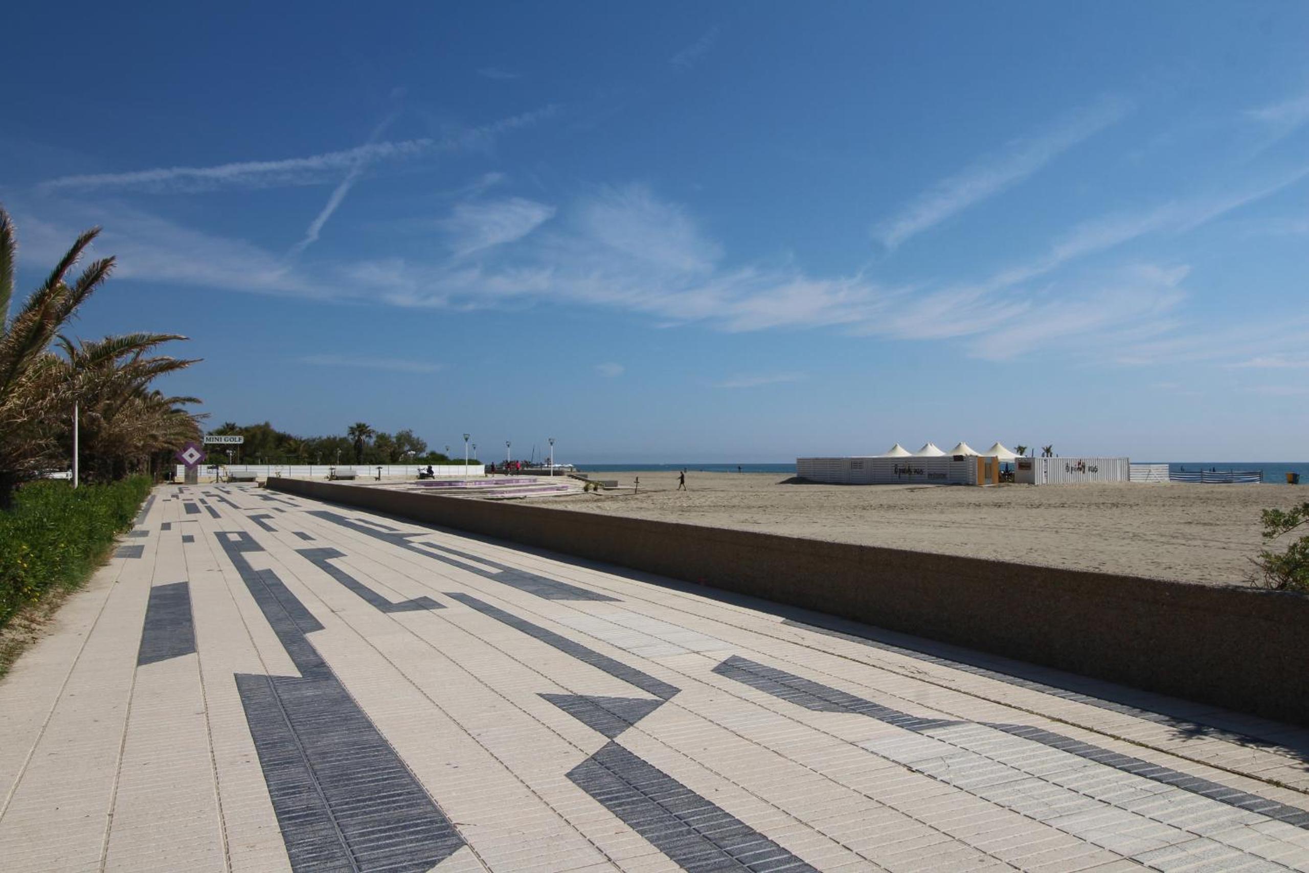Soleil Bleu - T2 classé 3 étoiles en front de mer, photo 11