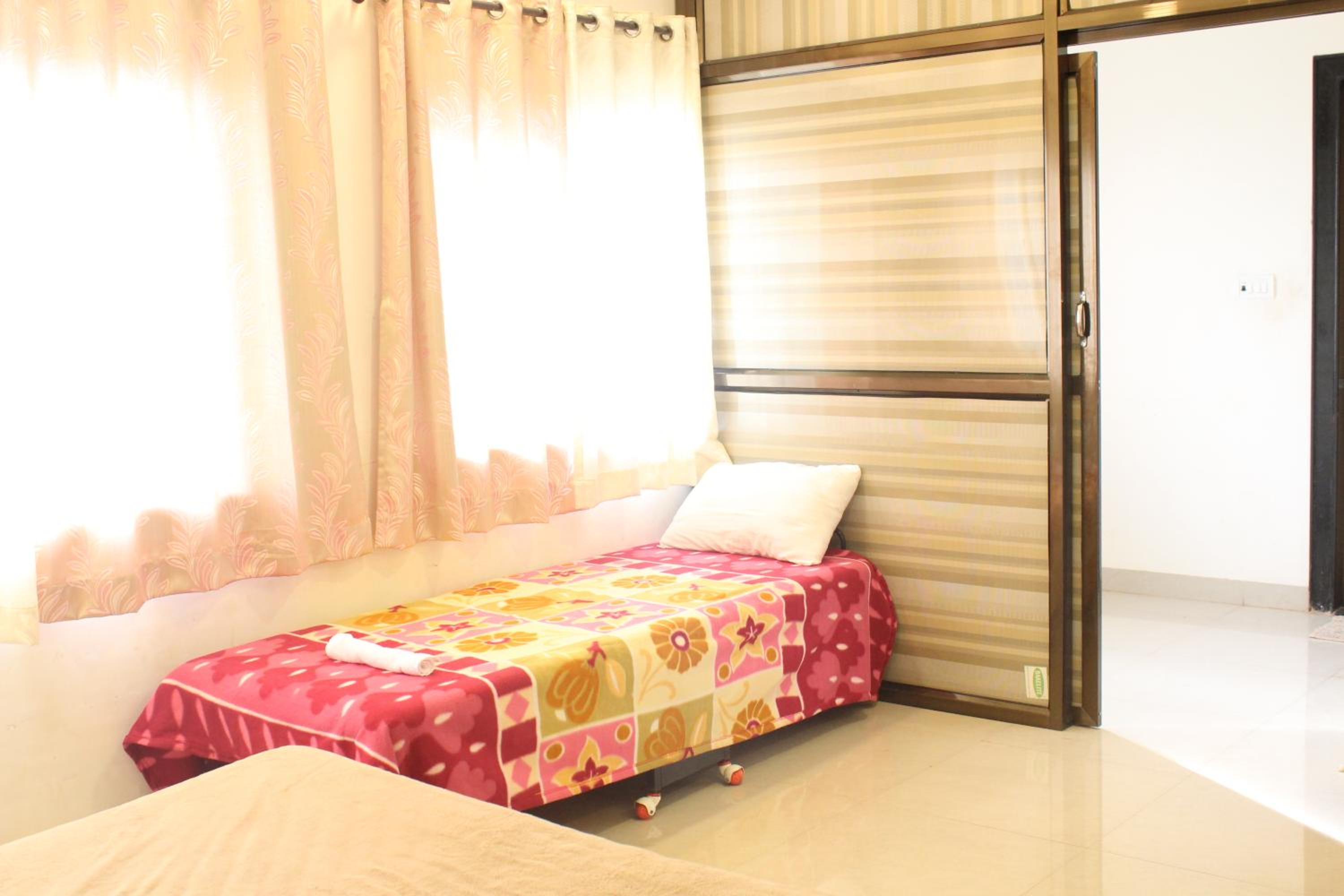 Malhar Bungalow