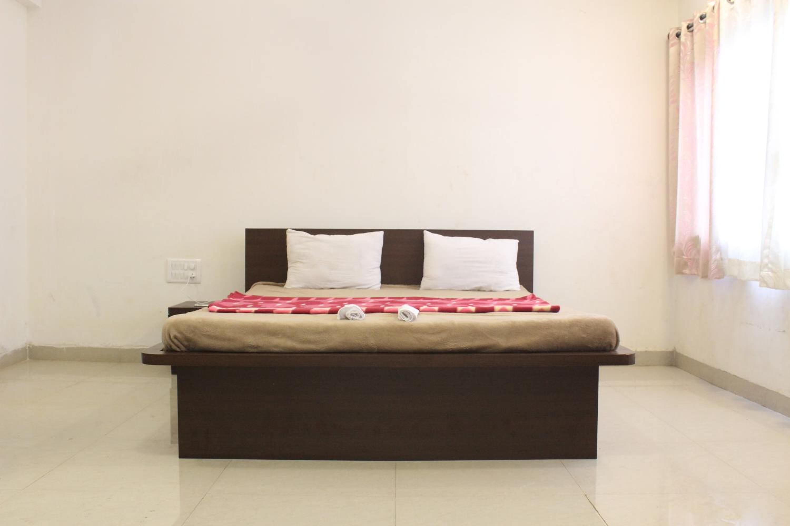 Malhar Bungalow