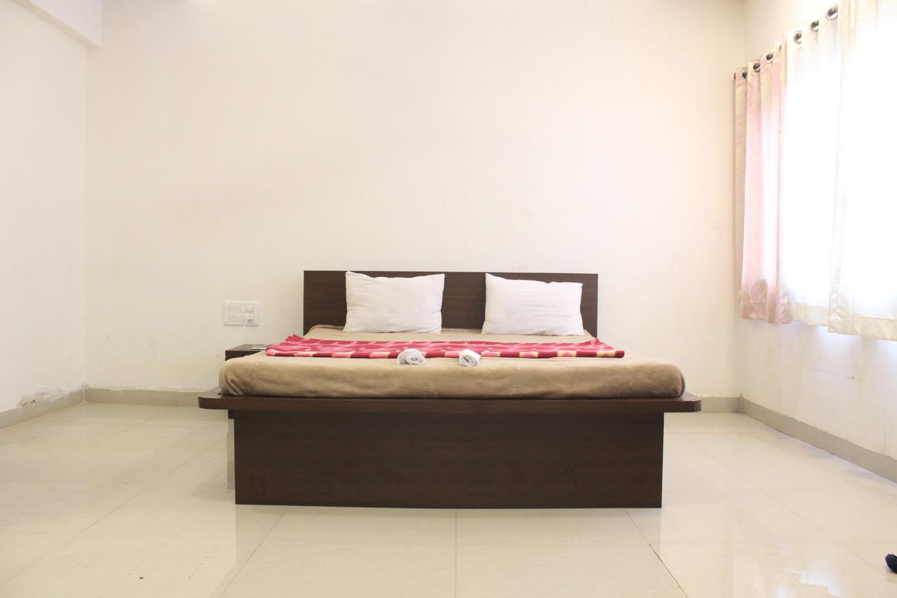 Malhar Bungalow