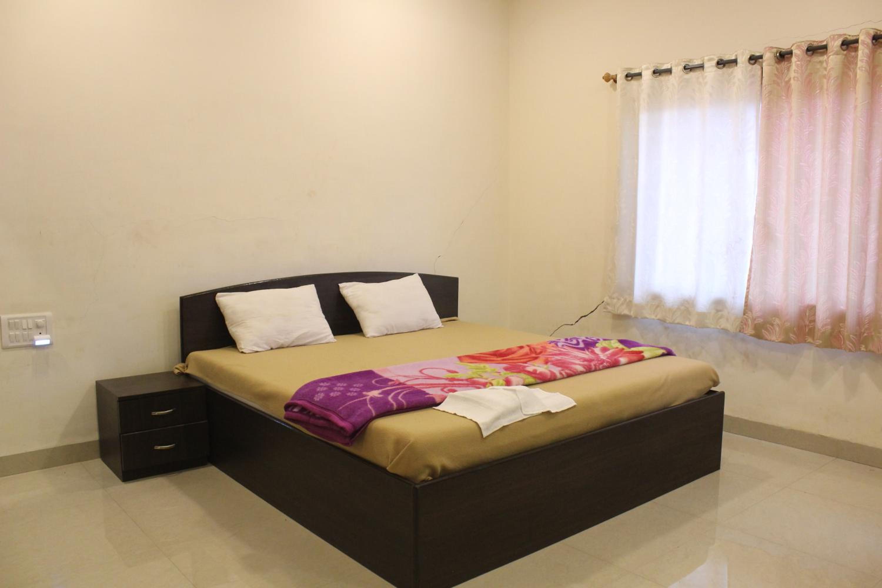 Malhar Bungalow