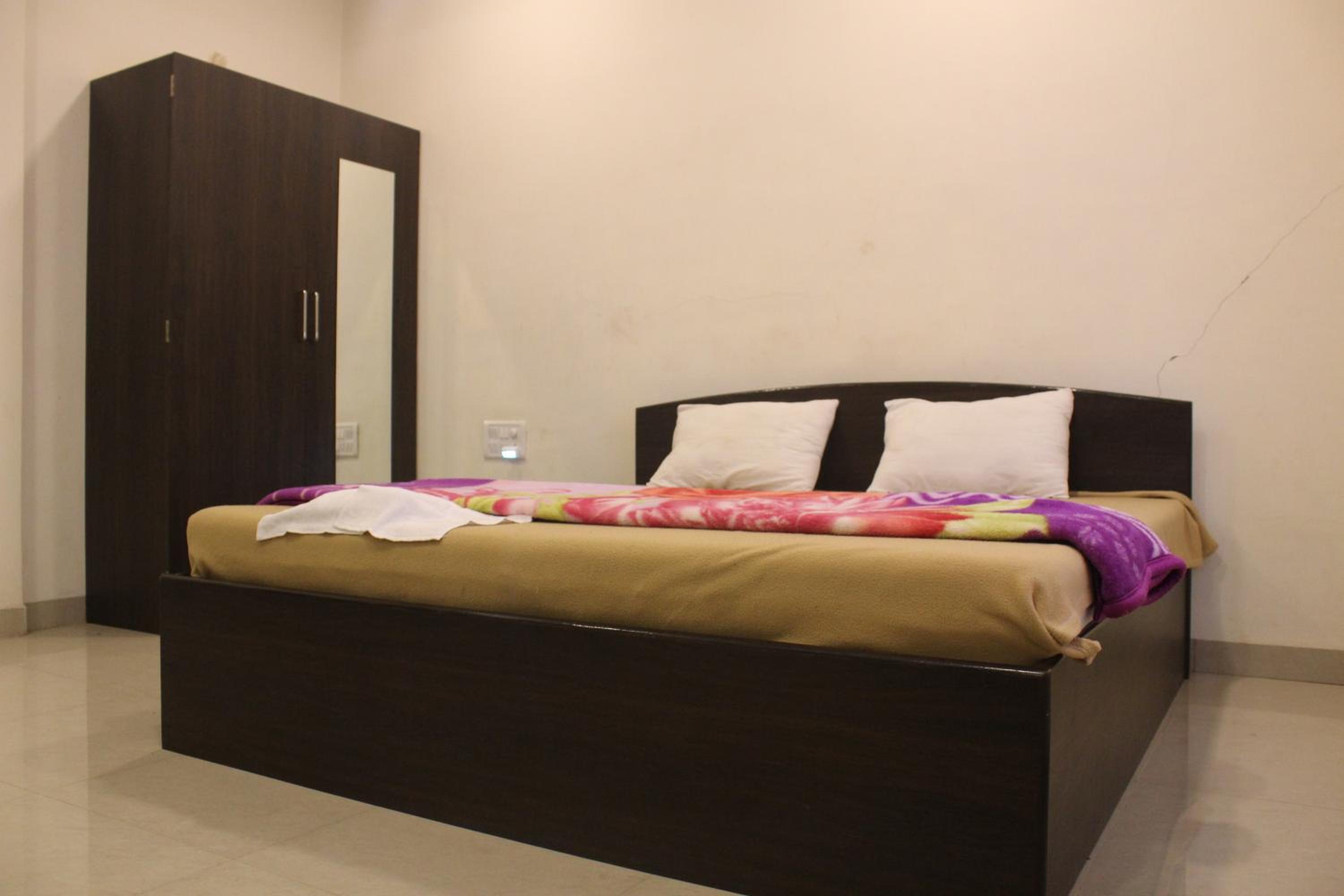 Malhar Bungalow