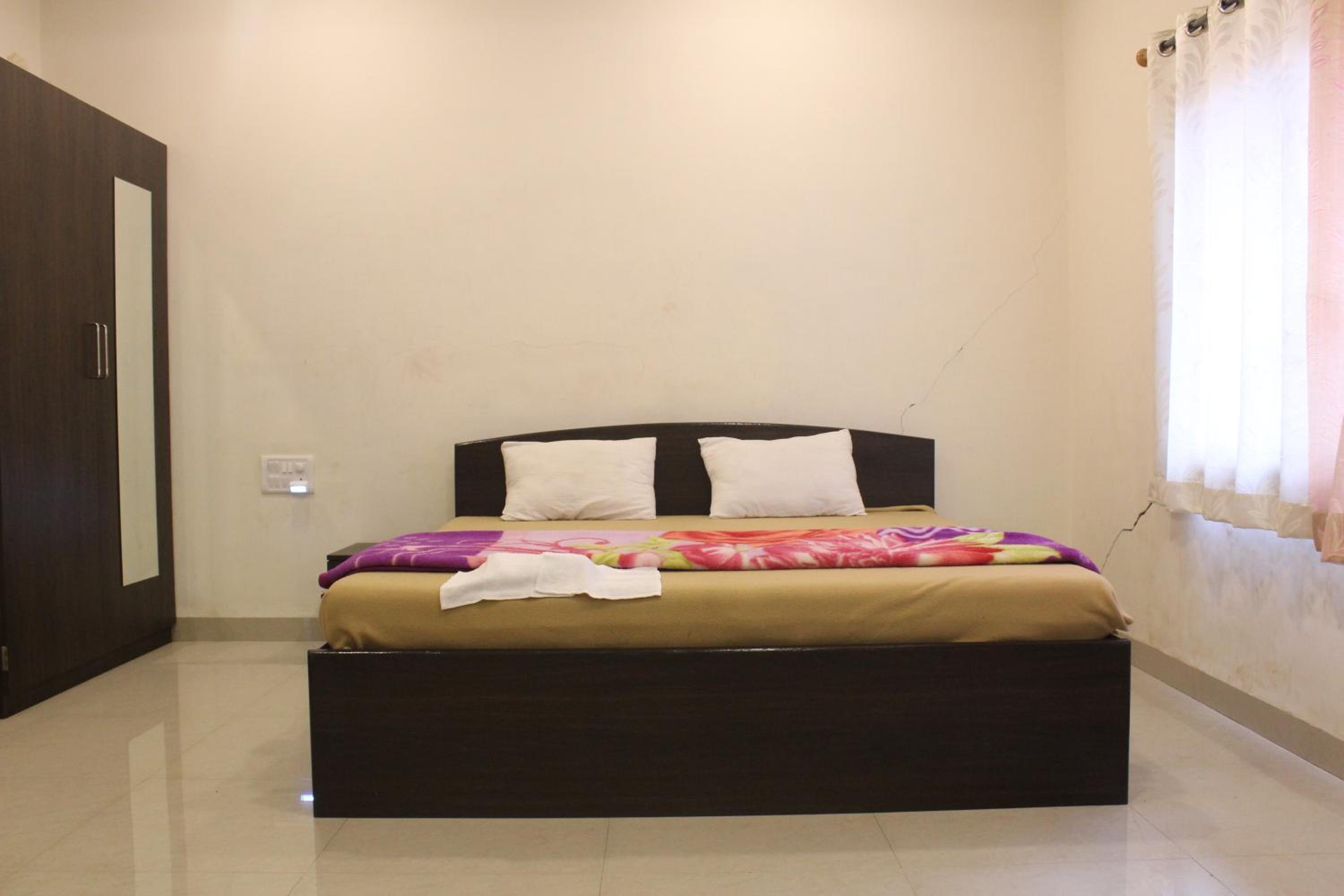 Malhar Bungalow