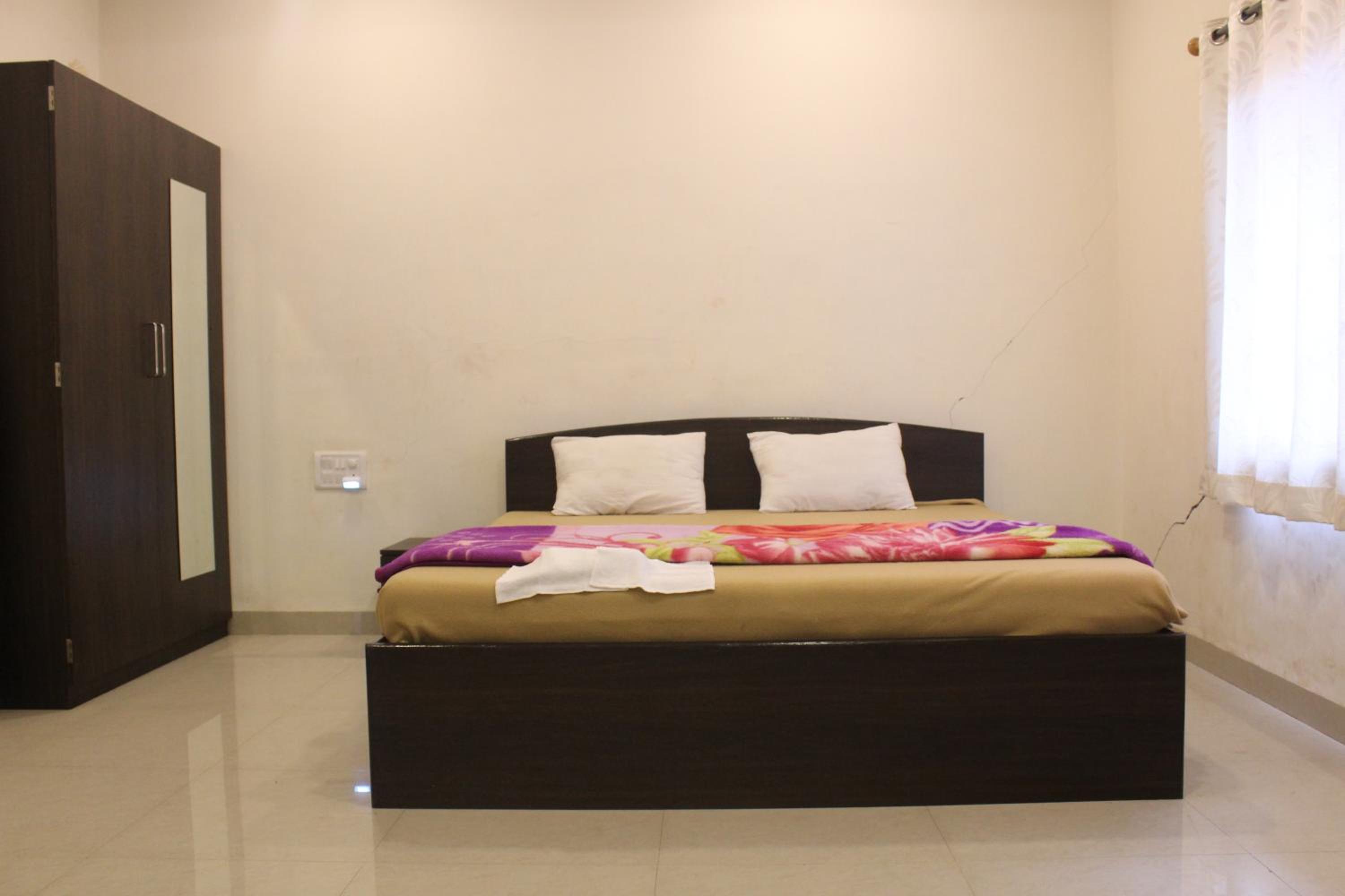 Malhar Bungalow