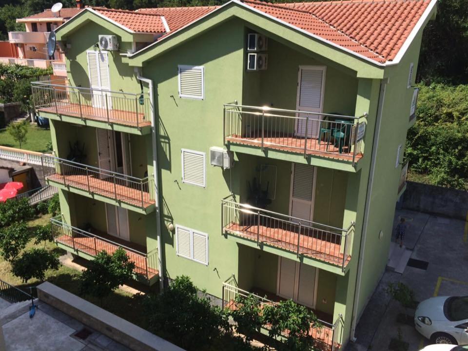 Meljine Star view 4