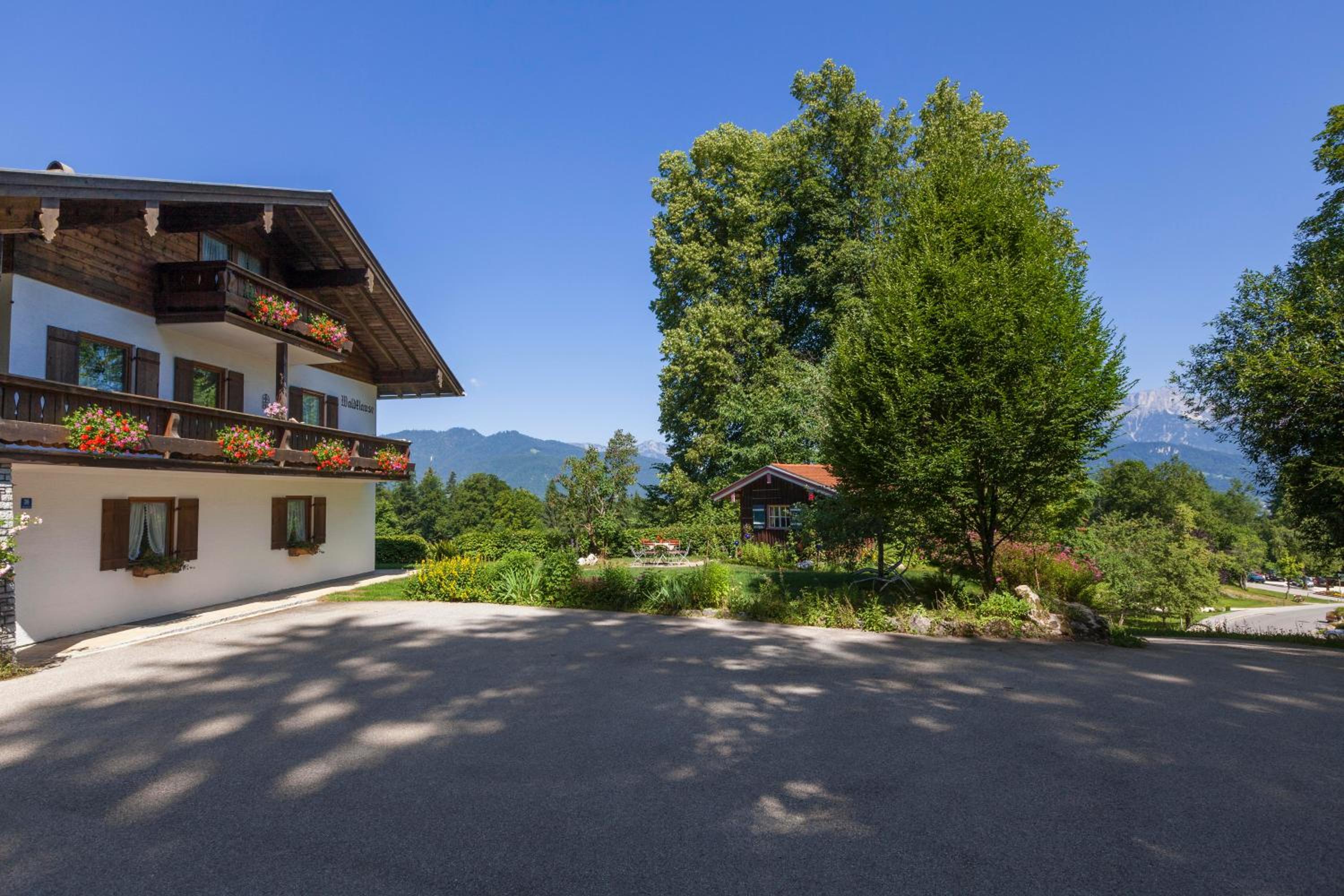 Pension Waldklause, Doppelzimmer mit Balkon, Dusche, WC