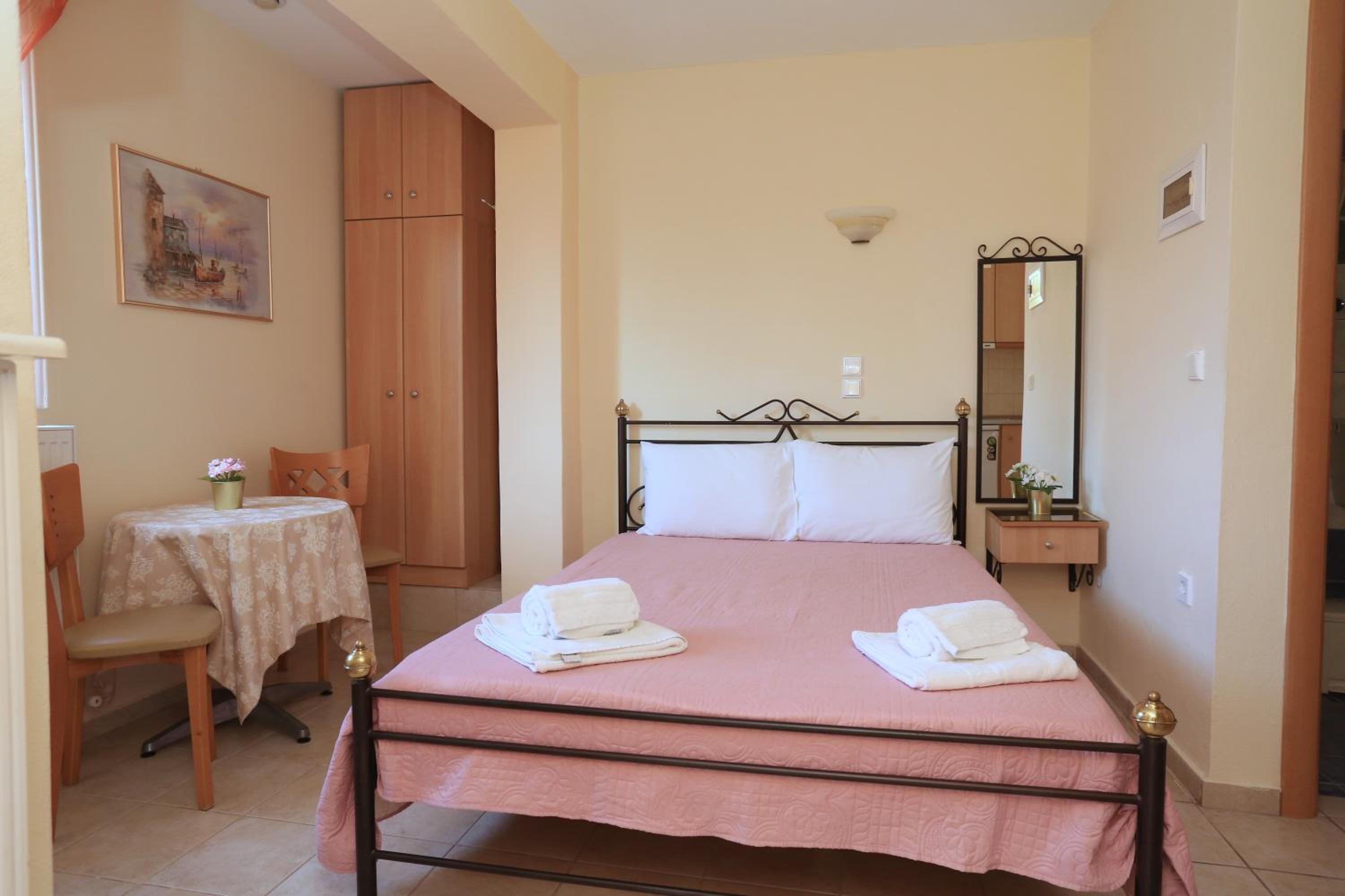 Katerina Apartments