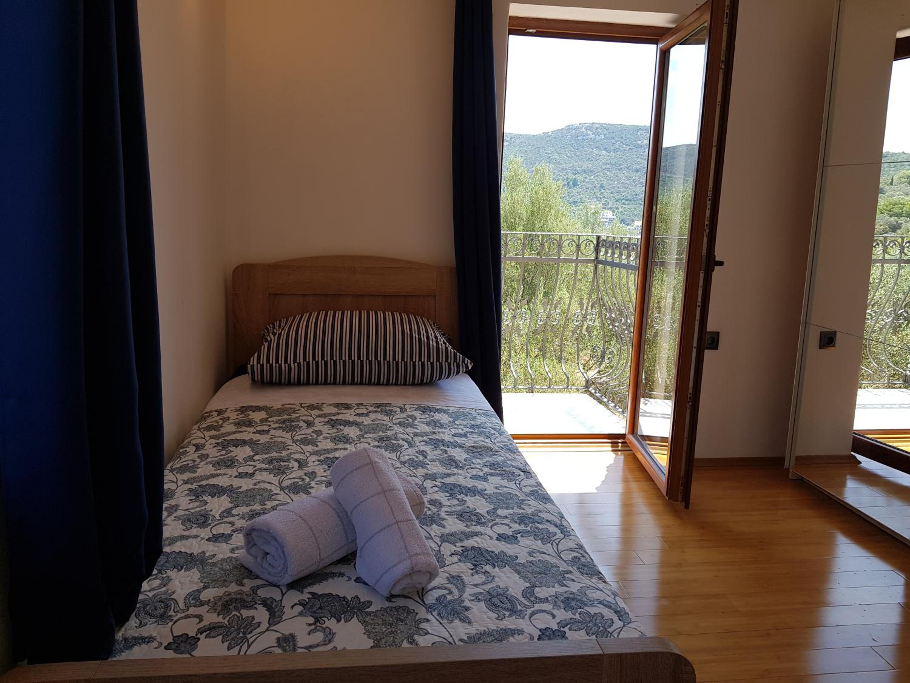Holiday Home Strpuncina view 4