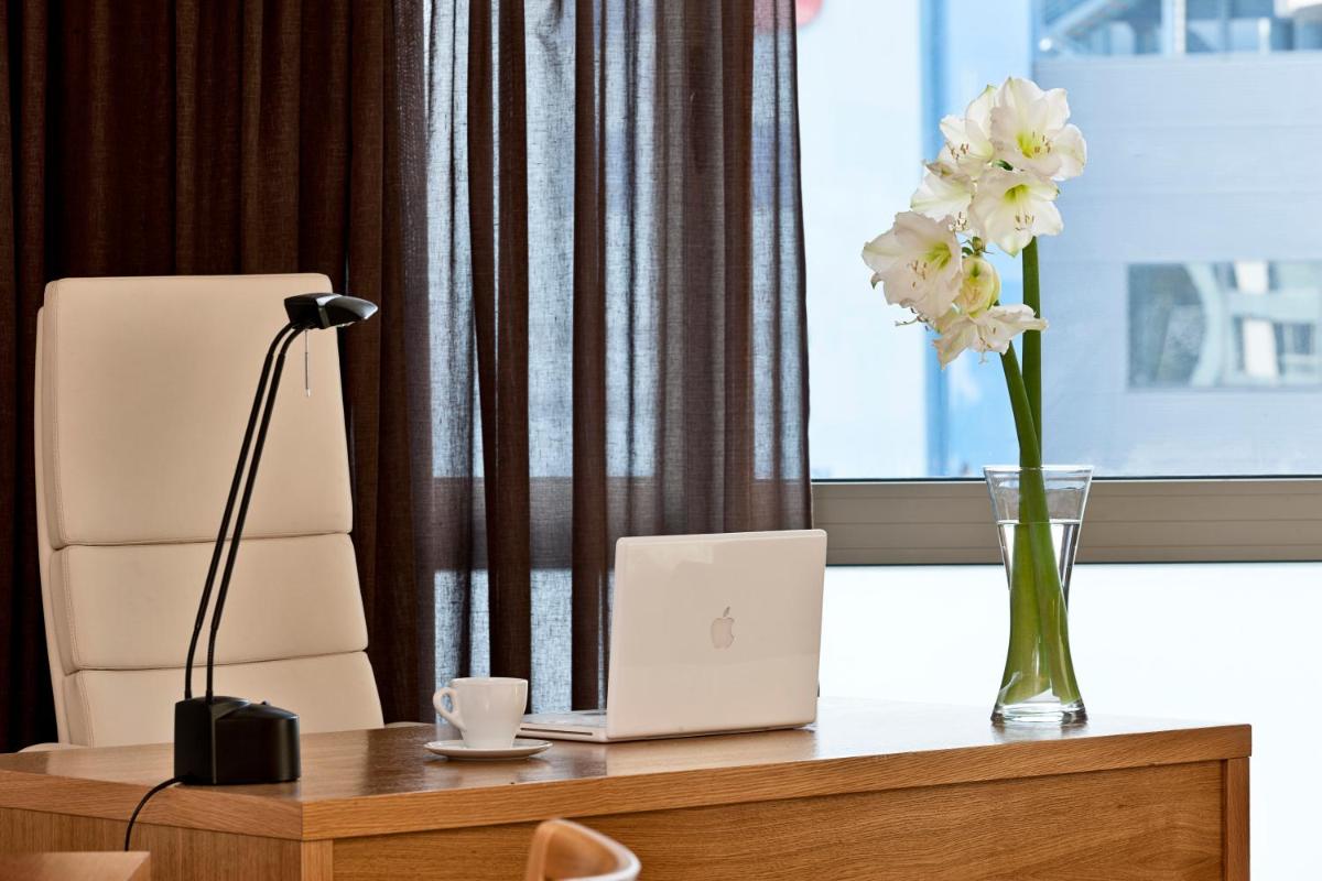 hotel reception