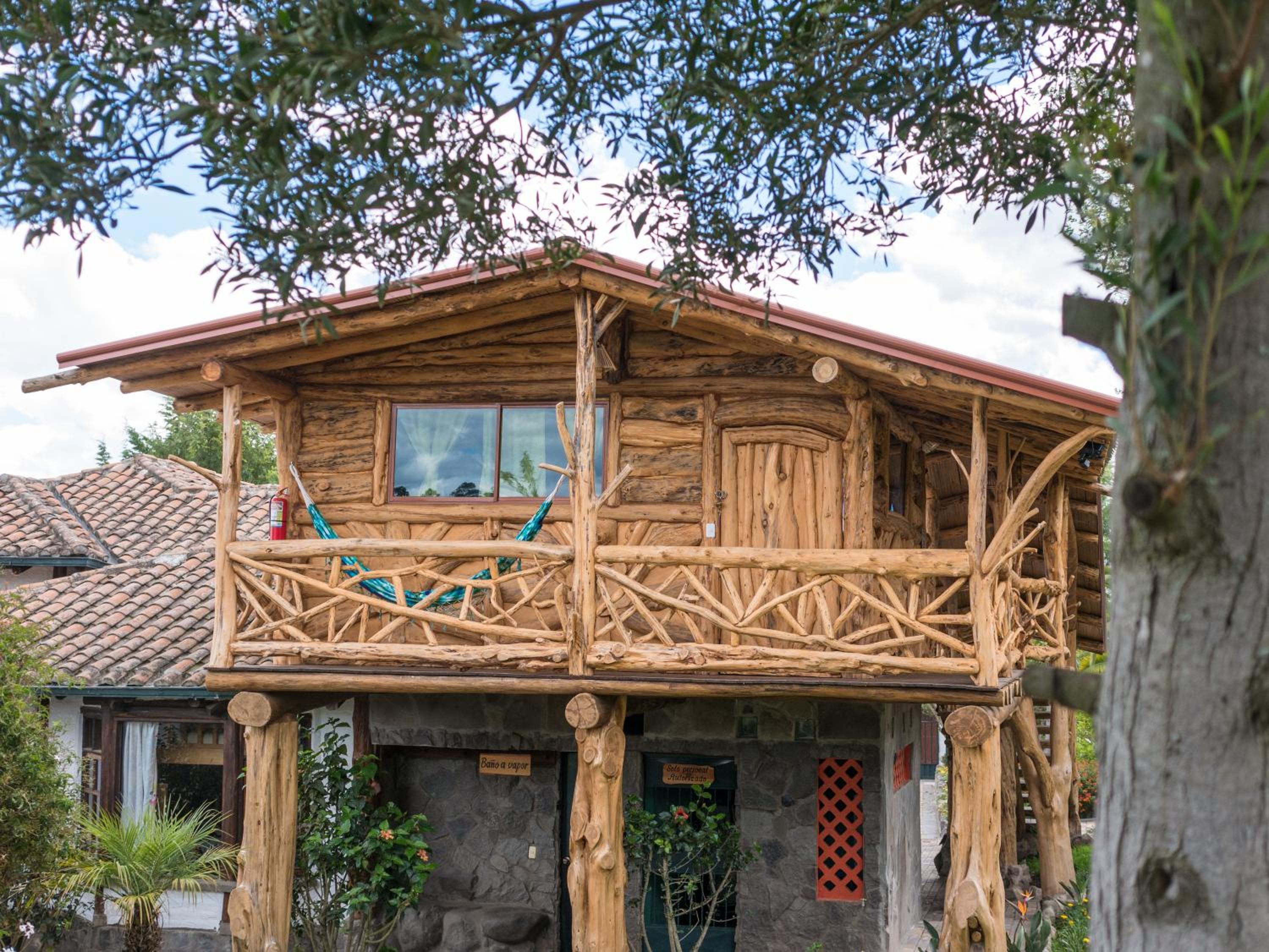 Zaysant Ecolodge