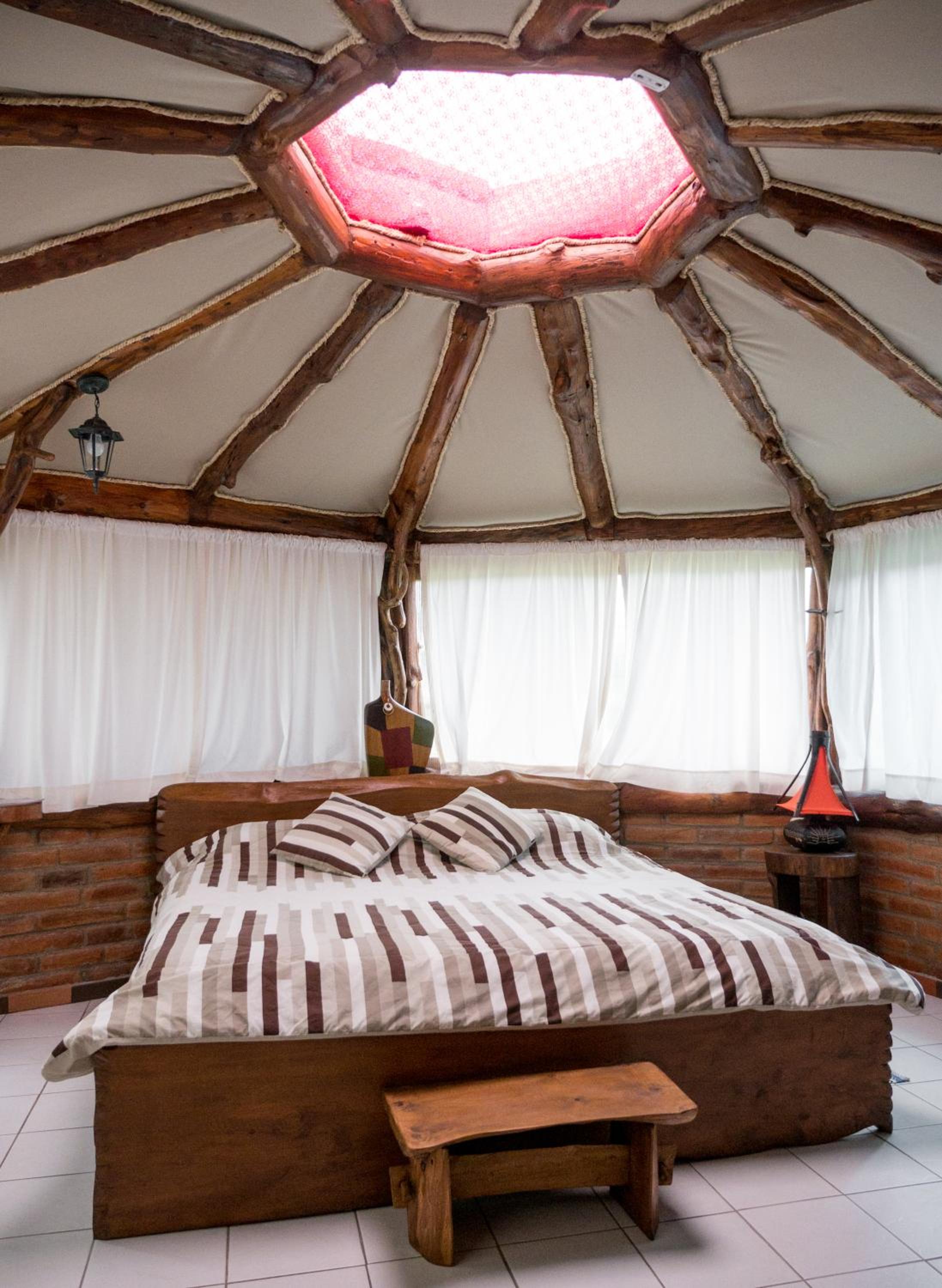 Zaysant Ecolodge