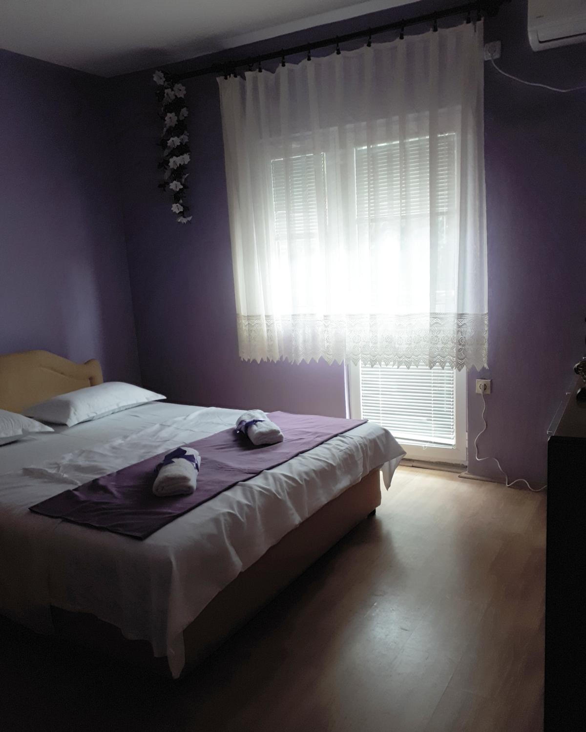 Photo 52