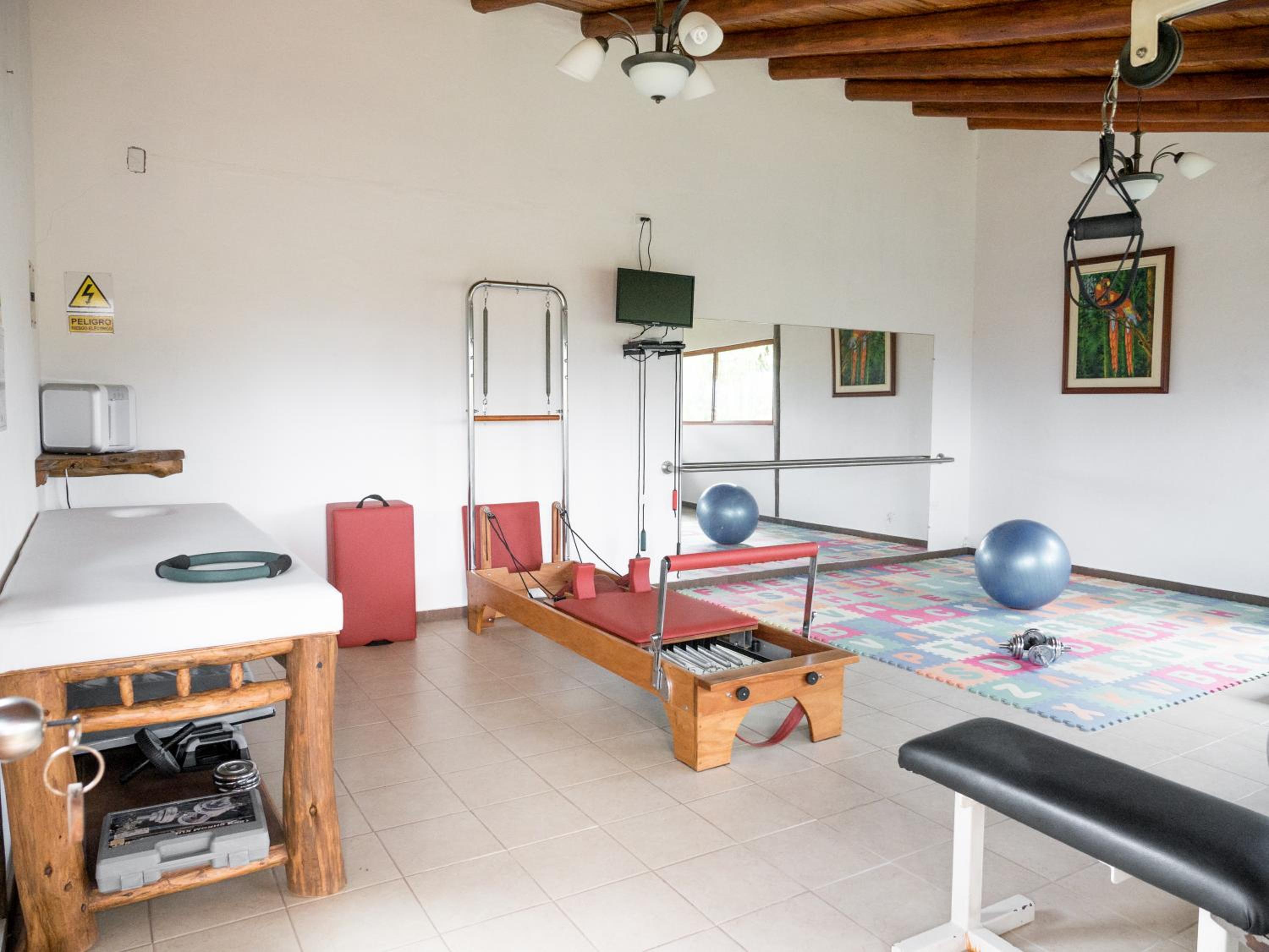 Zaysant Ecolodge