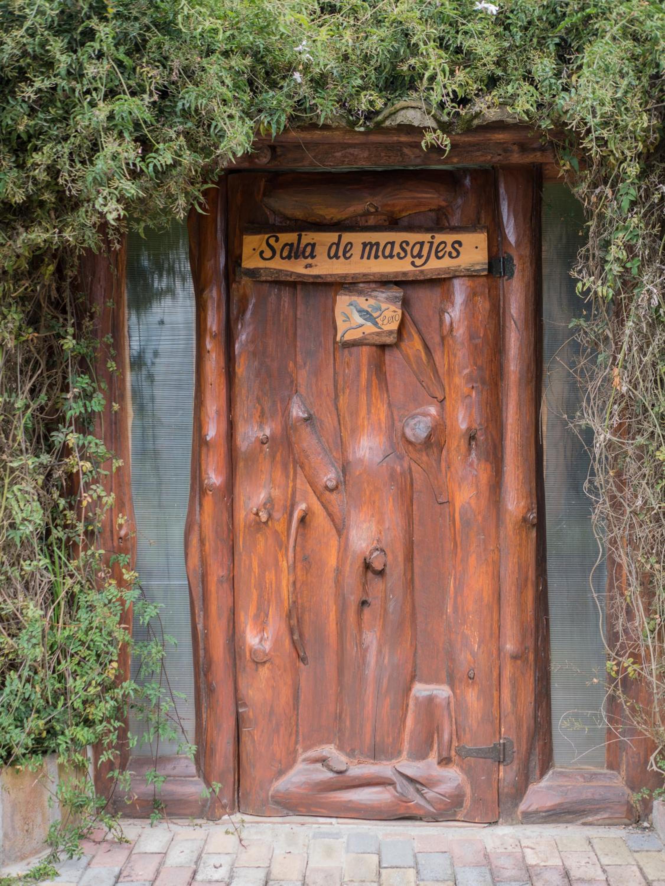 Zaysant Ecolodge
