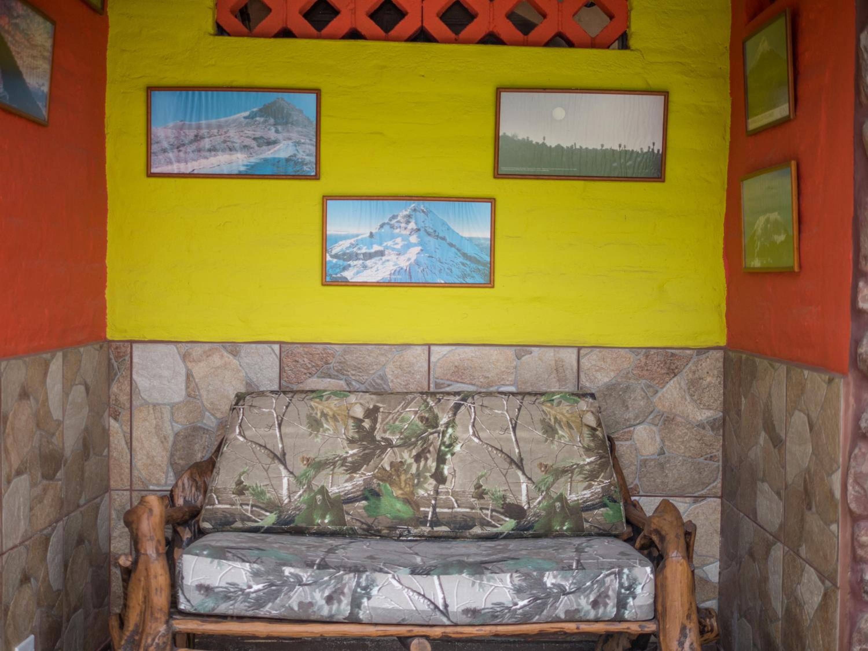 Zaysant Ecolodge