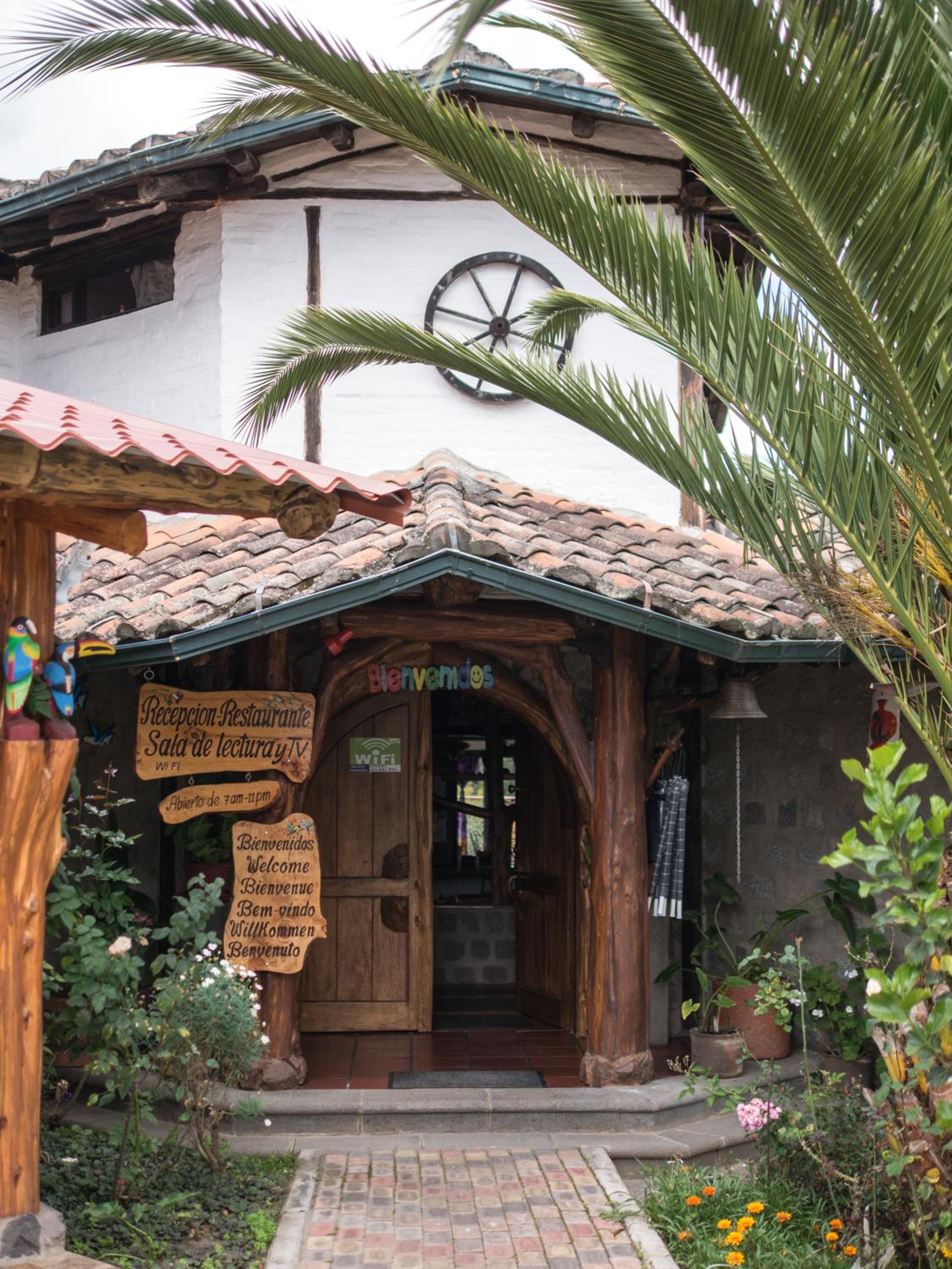 Zaysant Ecolodge