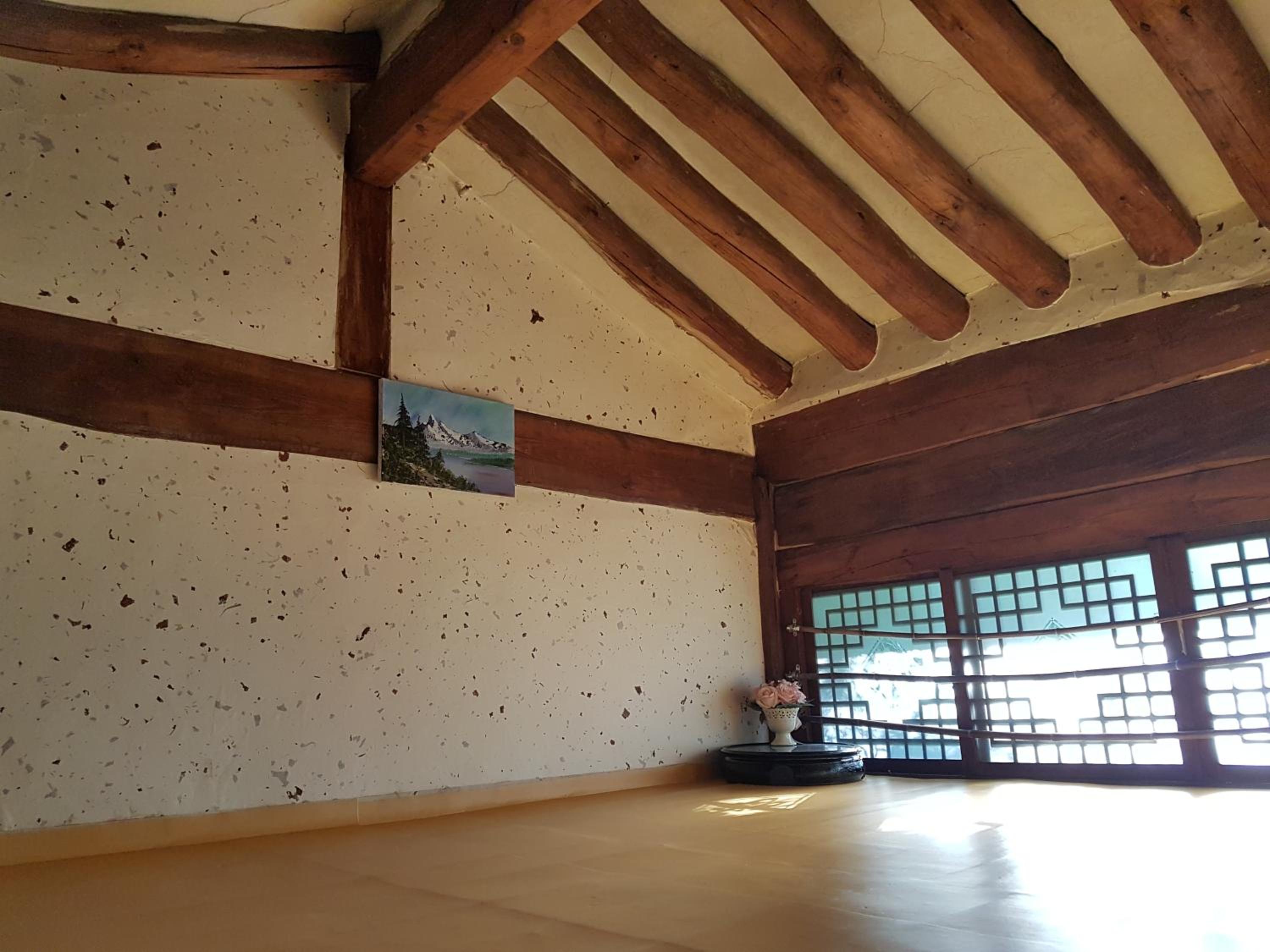 Gongsimga Hanok Guesthouse